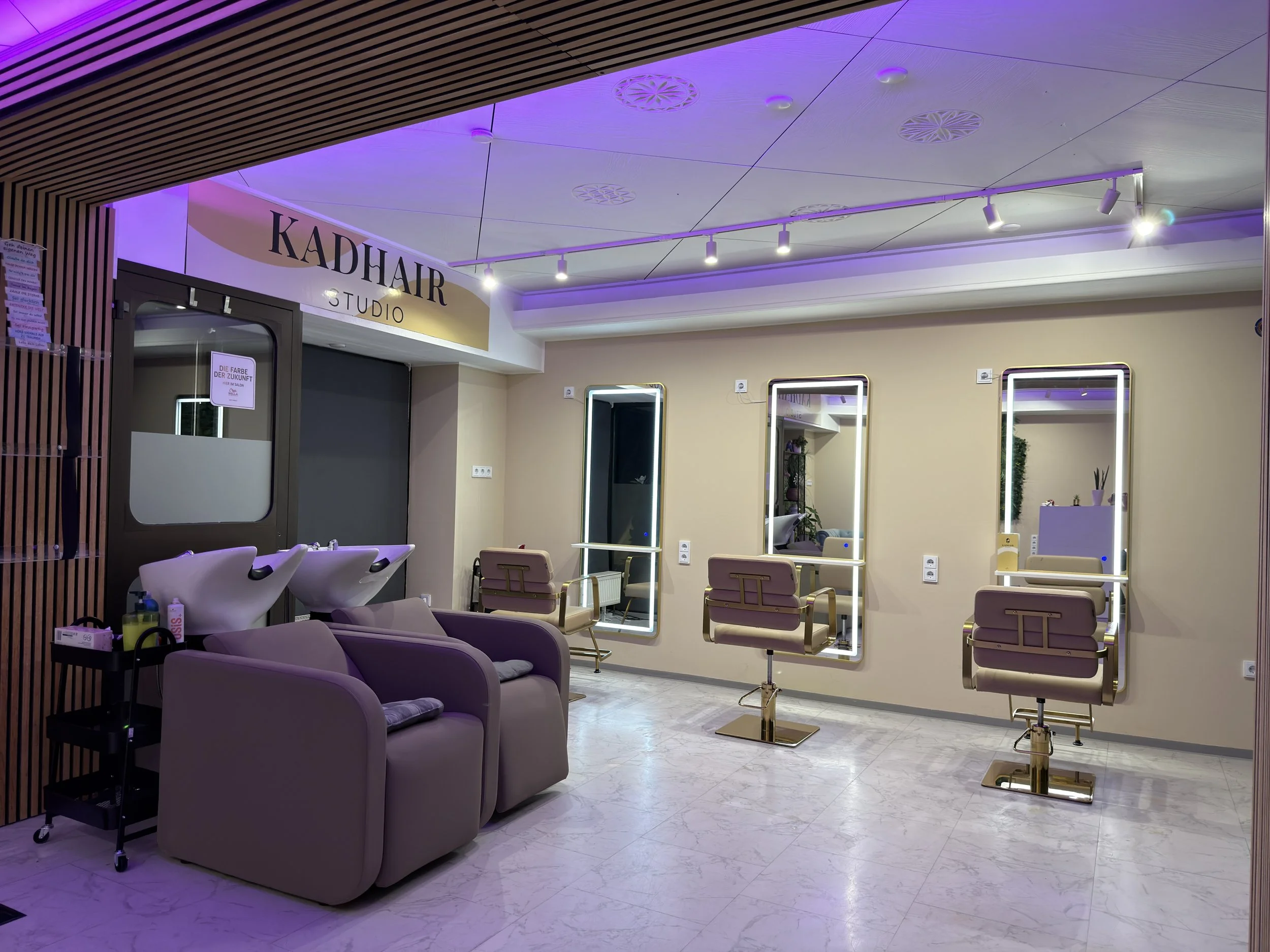 Friseurplätze im KADHAIR STUDIO in Schwandorf