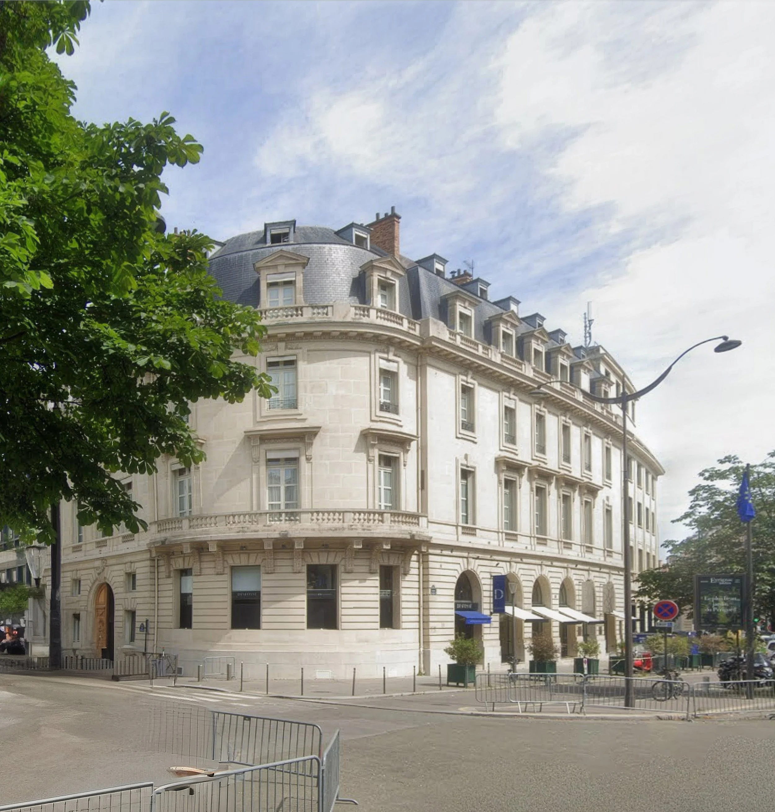 Galerie d'Art Contemporaine Lacoste Paris