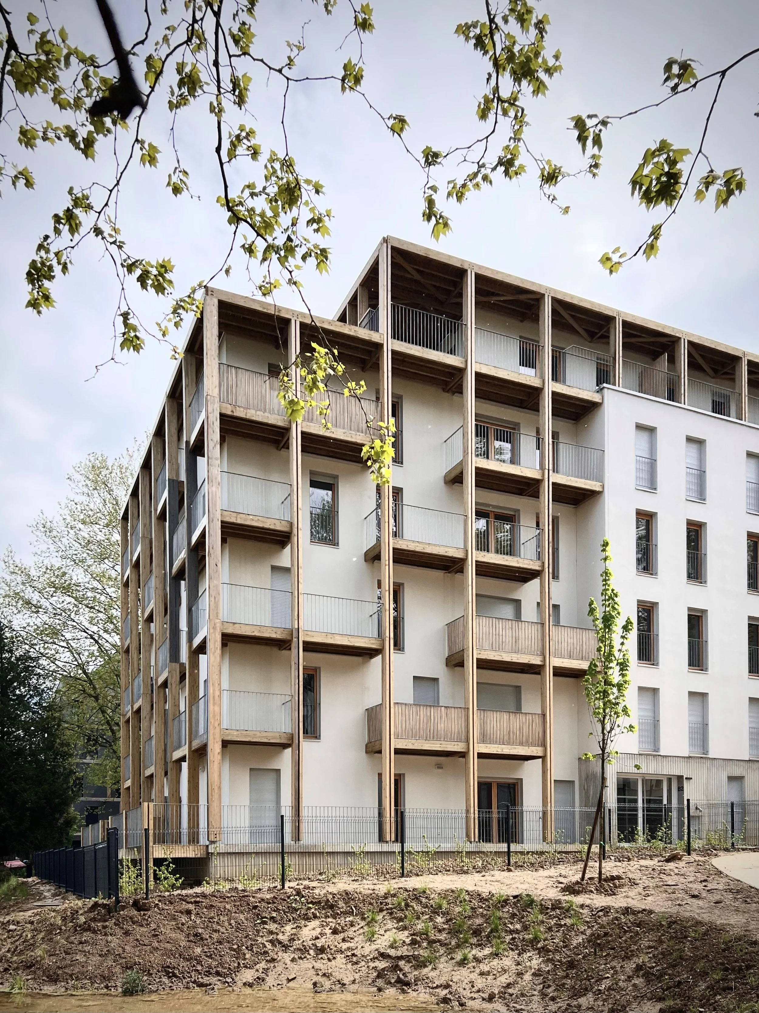 99 LOGEMENTS EN BOIS ET BETON BAS CARBONE A TORCY (77)