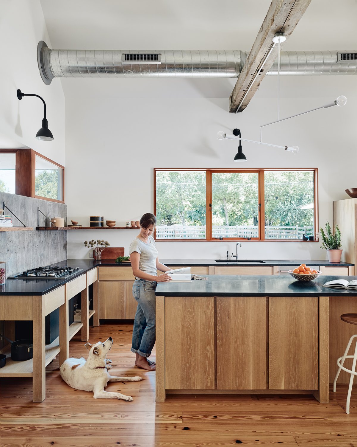 Side Angle Side - Casa Casey - Kitchen - 1.jpg