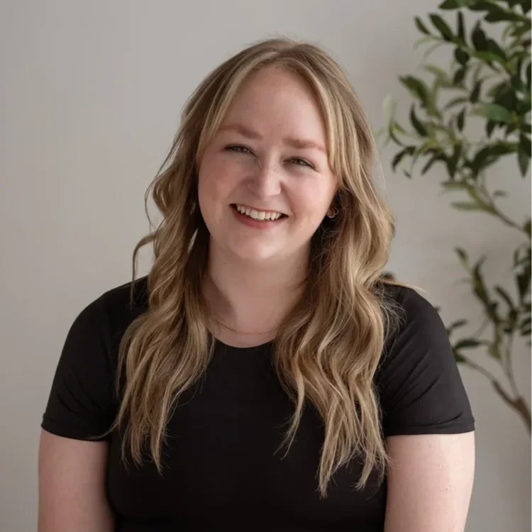 Sarah Collins, Bookkeeper