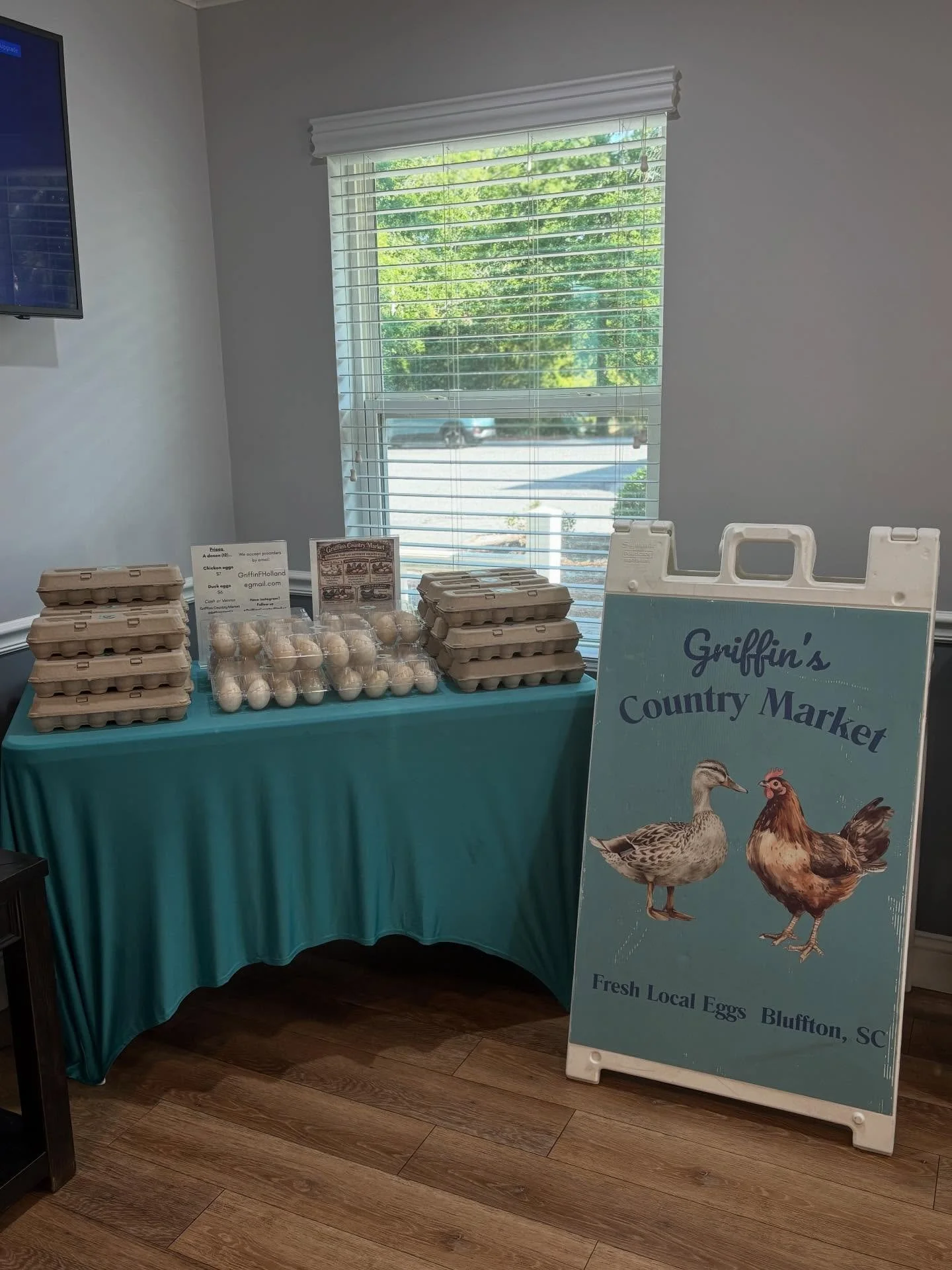 Missed the bluffton farmers market today but all my eggs are out for sale at lowcountry vets at old town! Address is 168 bluffton road.