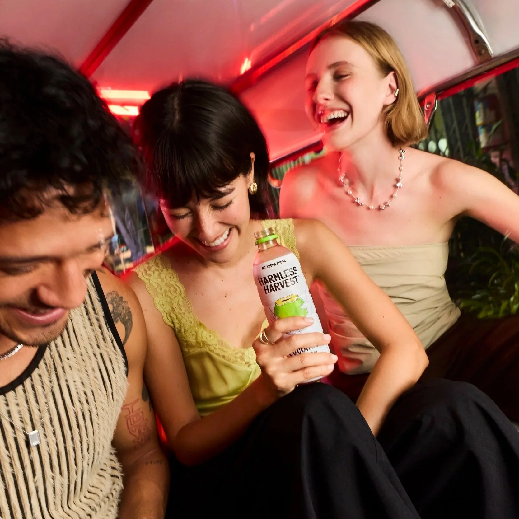 KV_04_TYLER_INT_TUKTUK-1293_R1.jpg