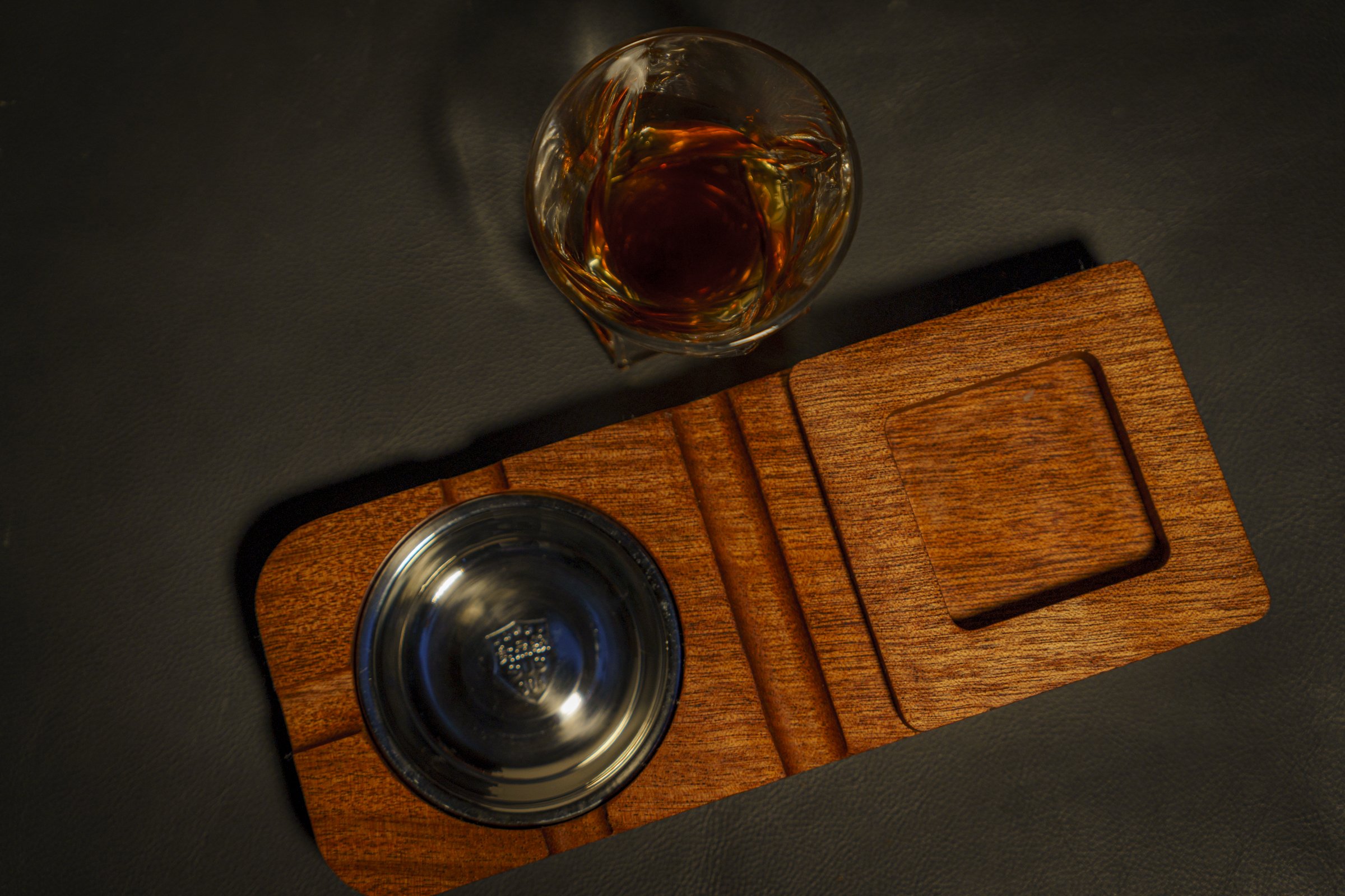 Cigar and Whiskey Cocktail Glass Holder