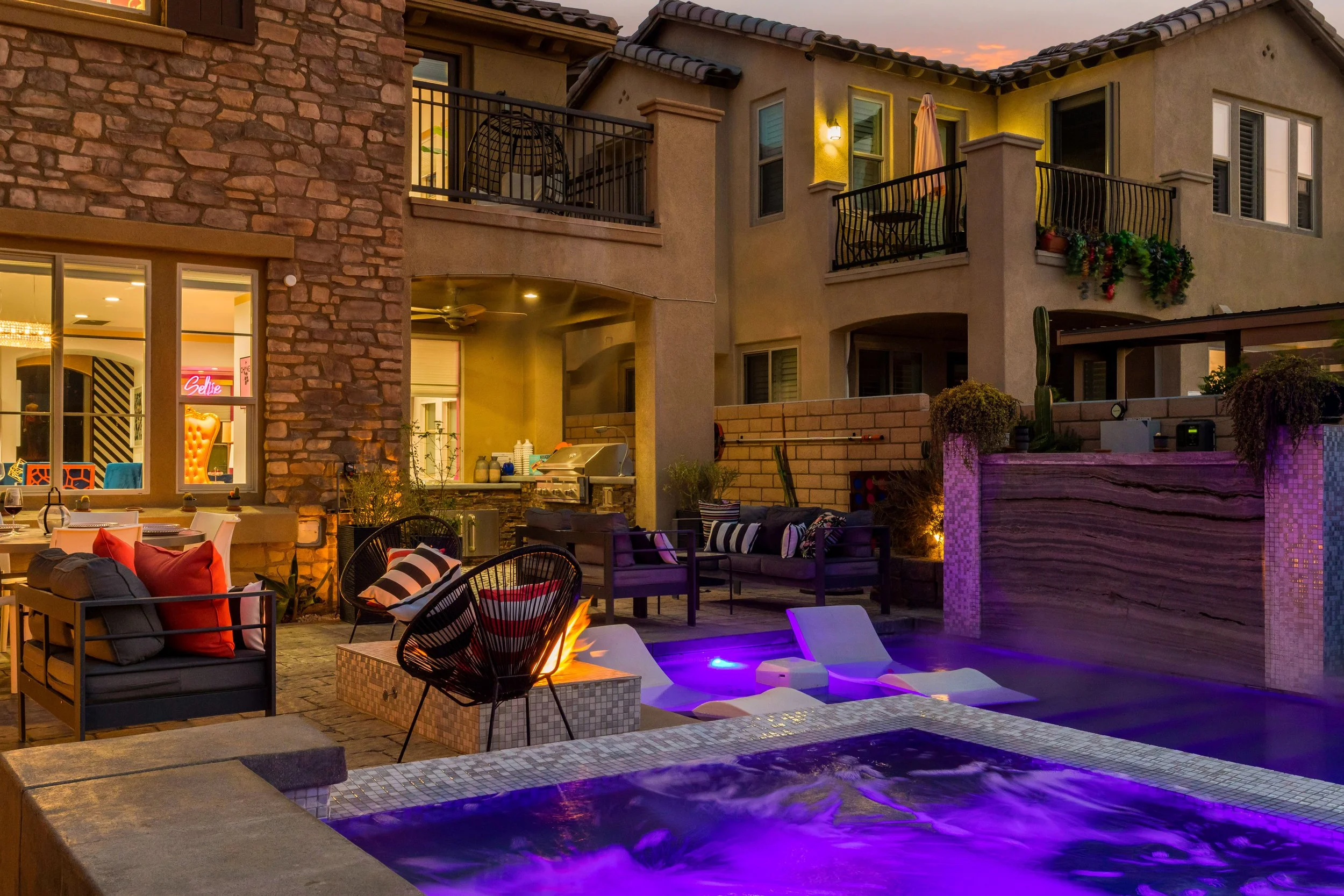 bacino patio 1.jpg