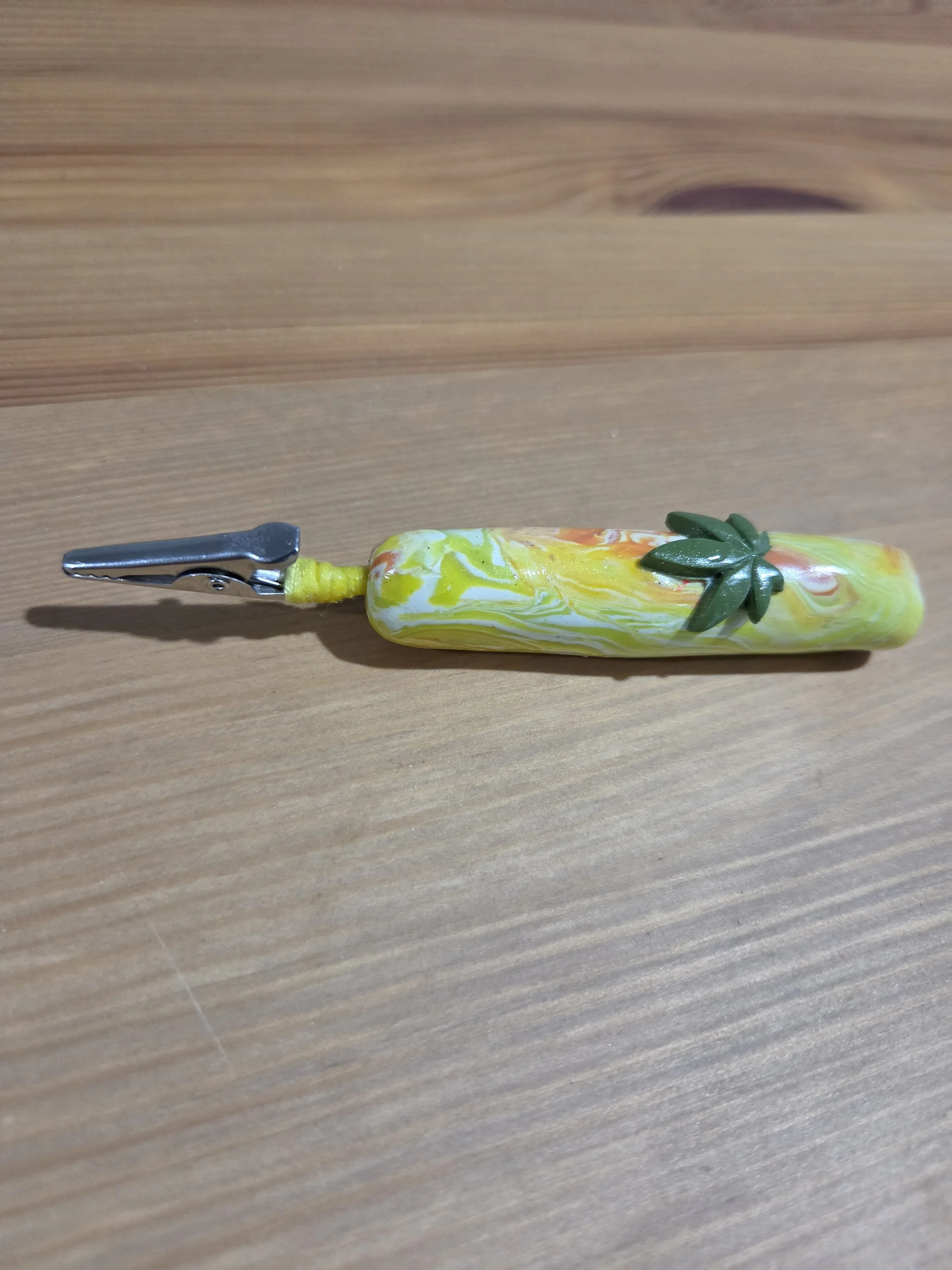 Handcrafted Marbled Lemon Alligator Clip with Cannabis Leaf