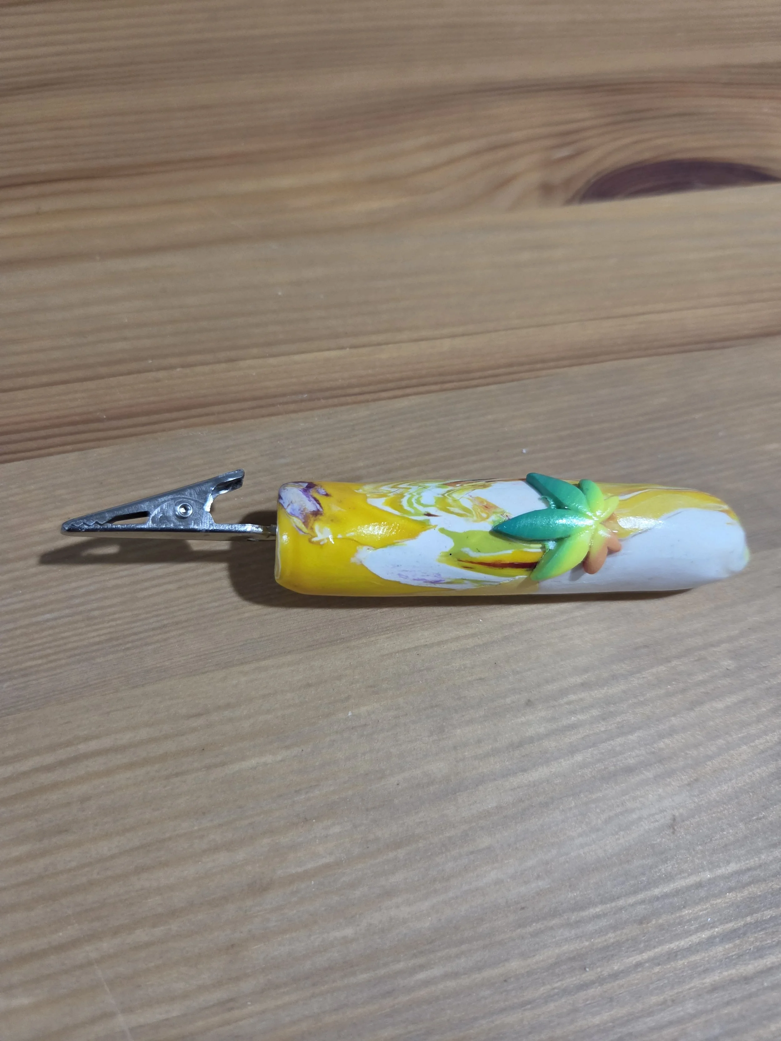 Handcrafted Tropical Breeze Alligator Clip