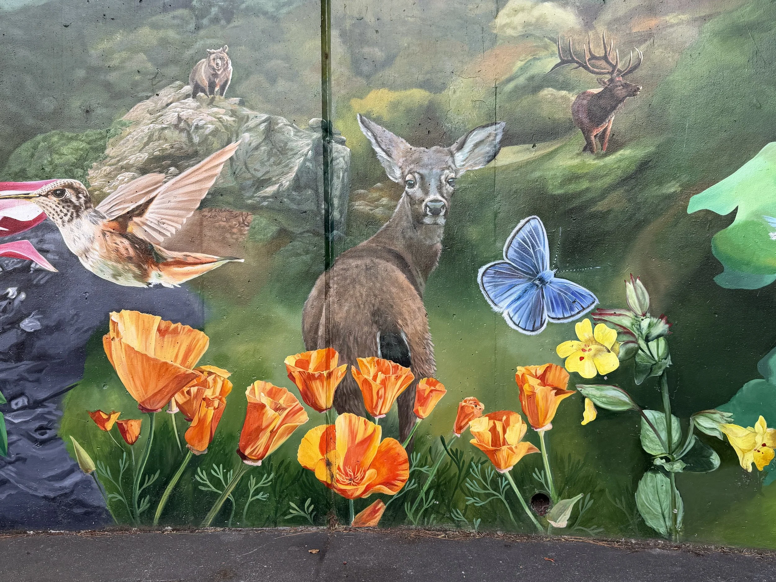 SLIDESHOW-BurnMural-Deer.jpeg