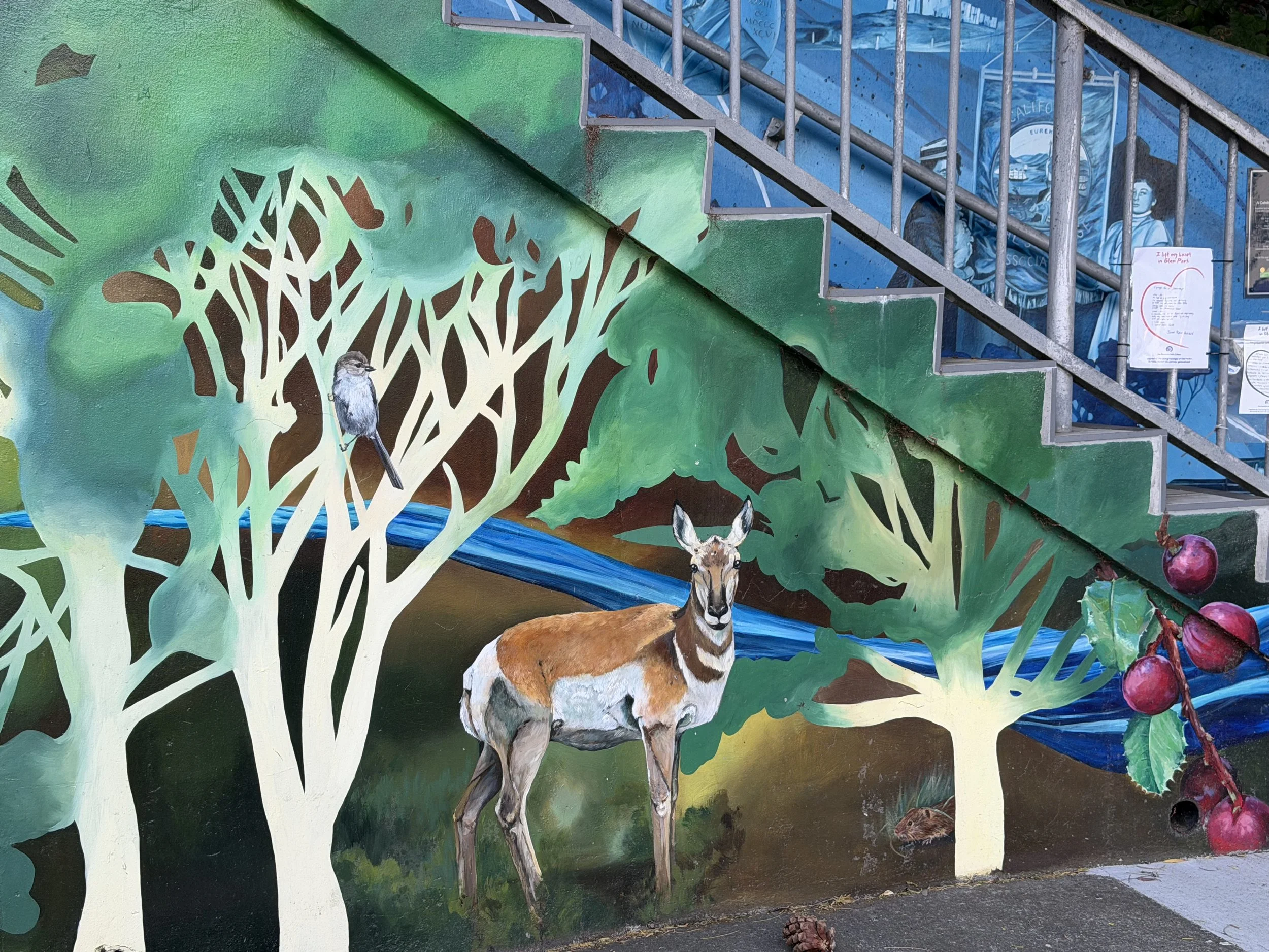 SLIDESHOW-BurnMural-TreesOutline.jpeg