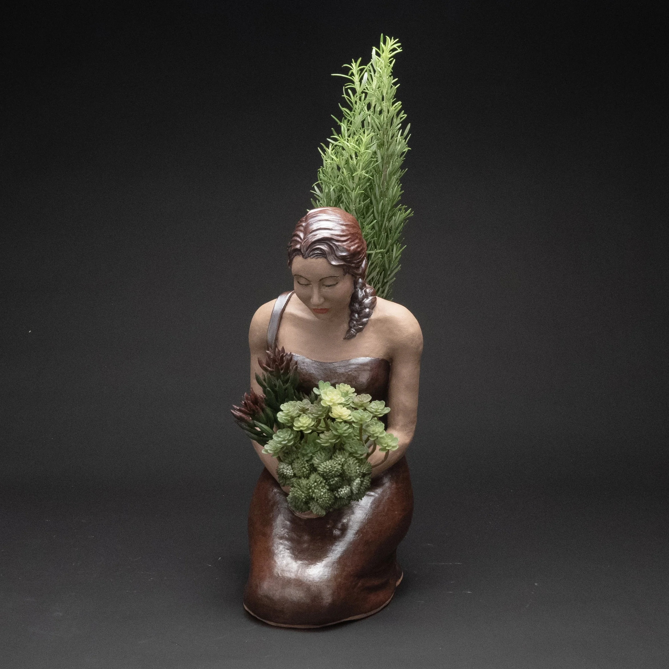 Elegant Sculpture Dual Vase