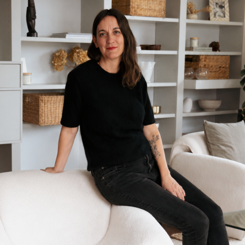 Emma Politzer, founder of Aura Studio, helping businesses build strategic brands through branding, marketing and design in Auckland.