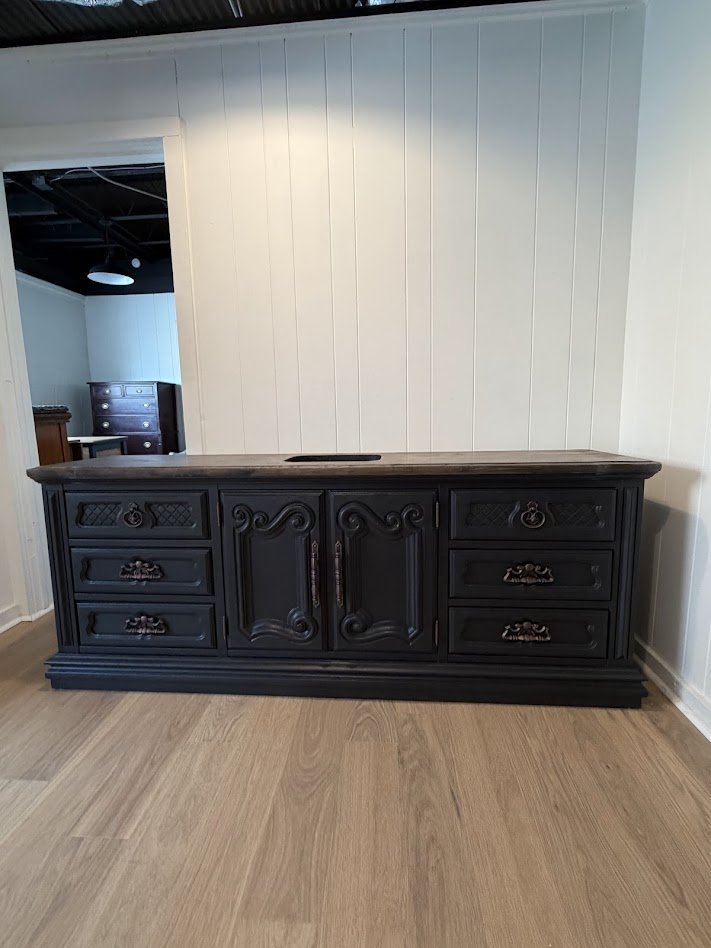 Bar Refinish.jpg