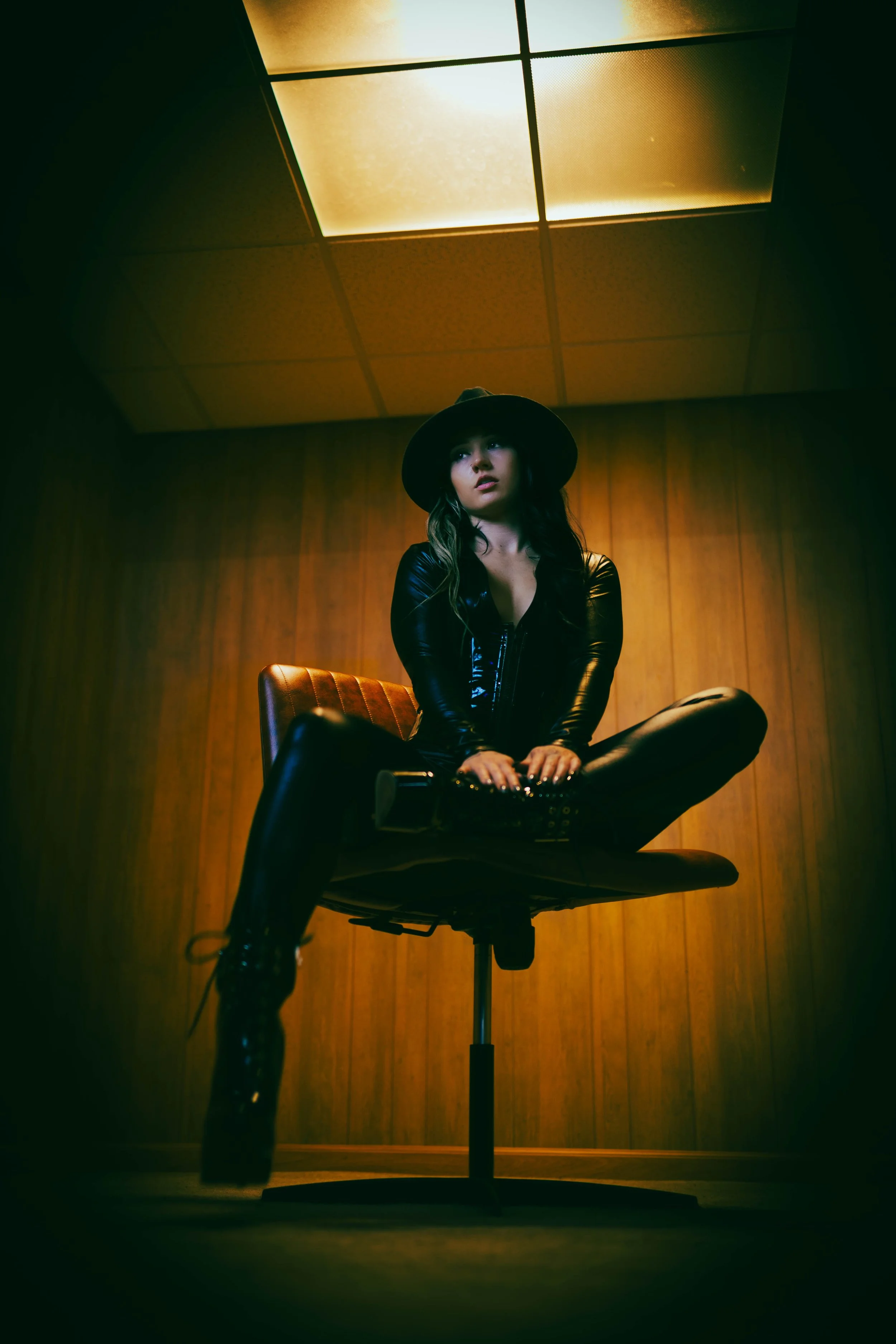 CHARLY EDITS LIMINAL ROOM (3 of 6).jpg