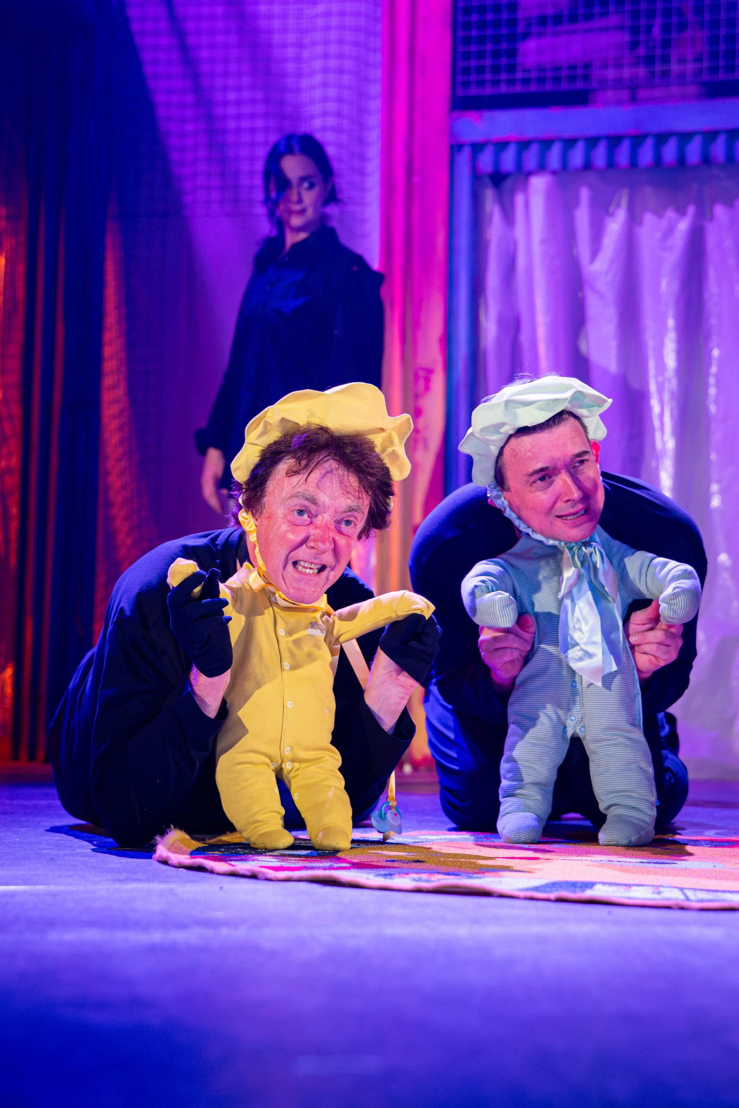 GraemeBraidwoodPhotography-Royal&Derngate-DeadDogInASuitcase-862.jpg
