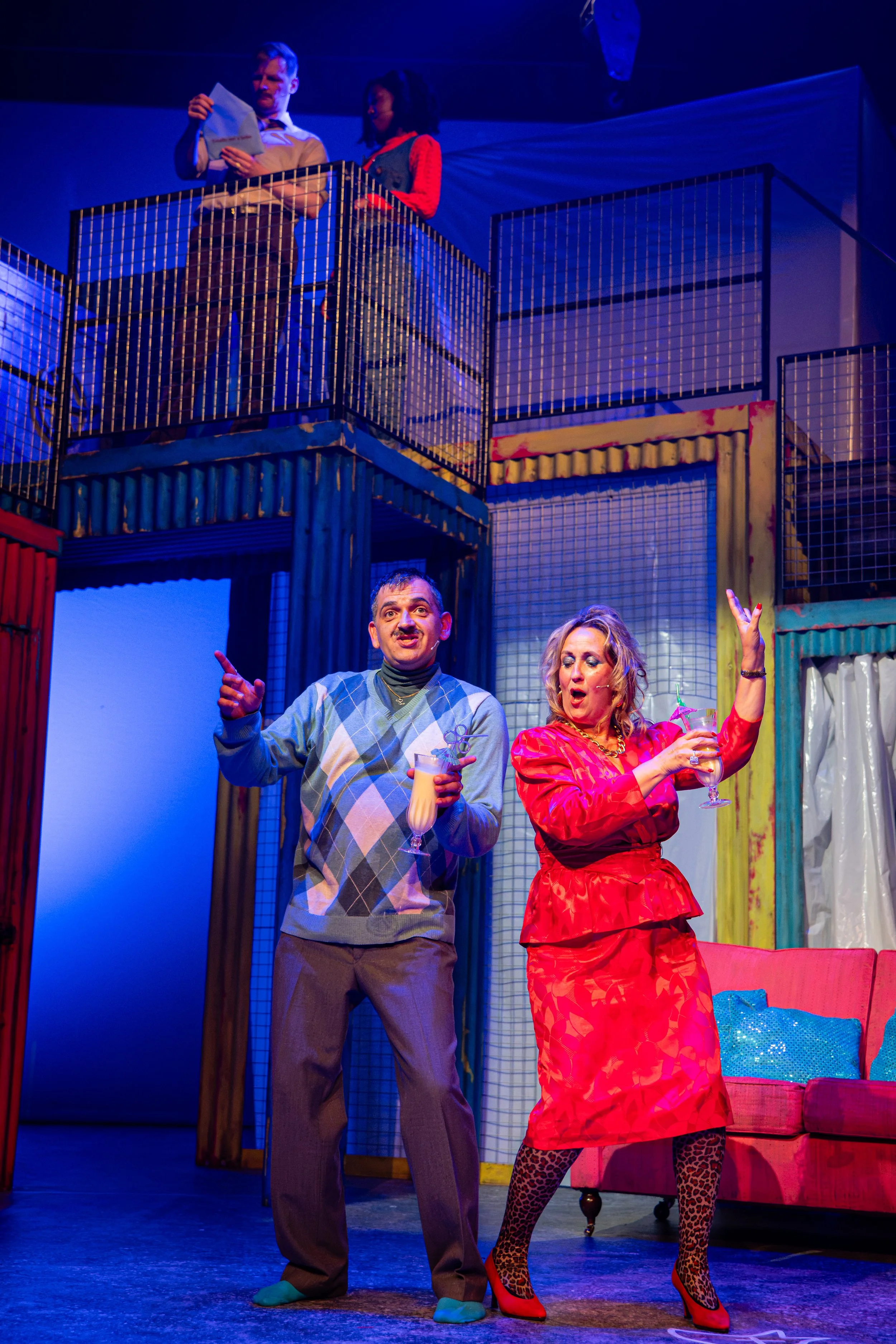 GraemeBraidwoodPhotography-Royal&Derngate-DeadDogInASuitcase-58.jpg