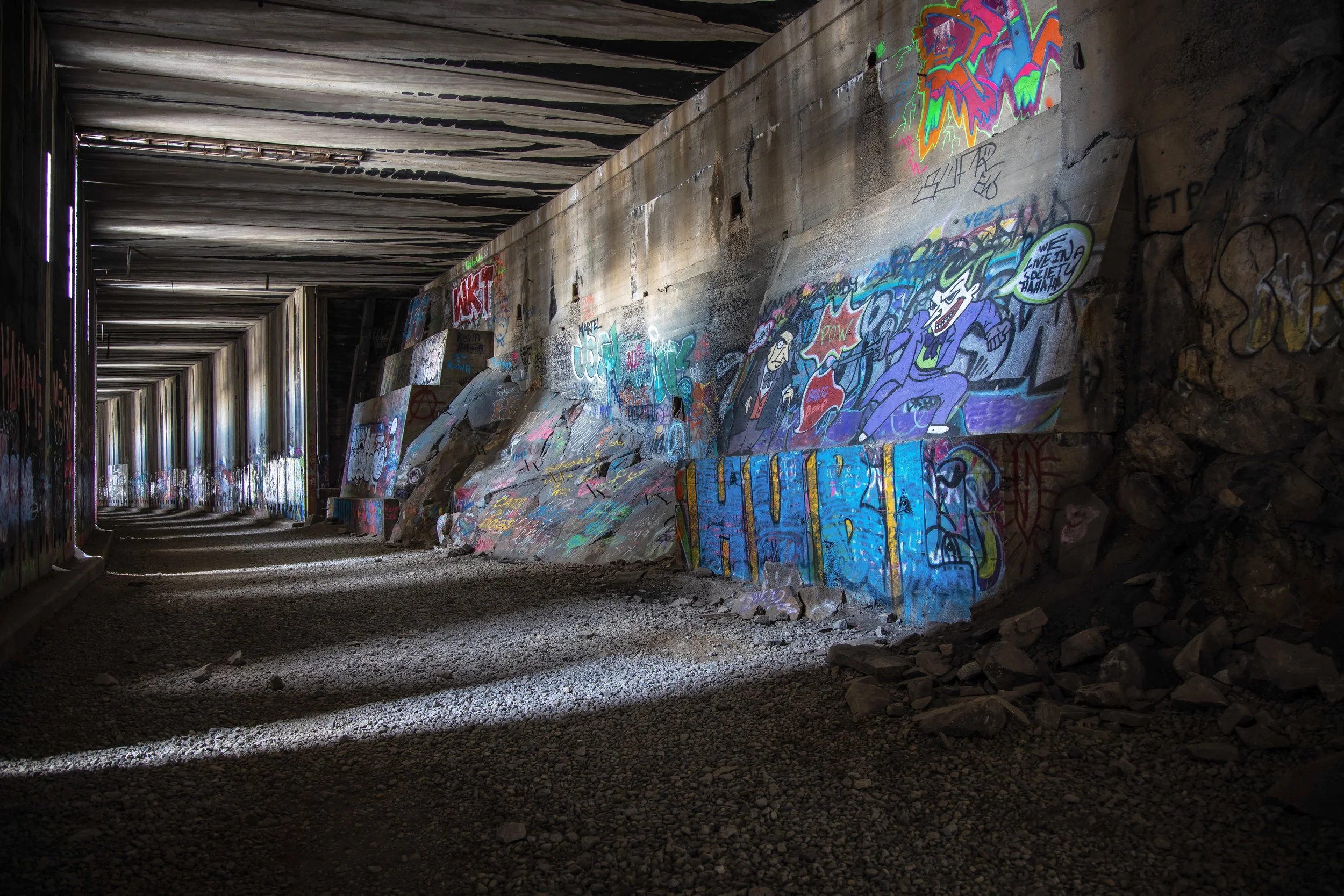 Tunnel Graffiti.jpg
