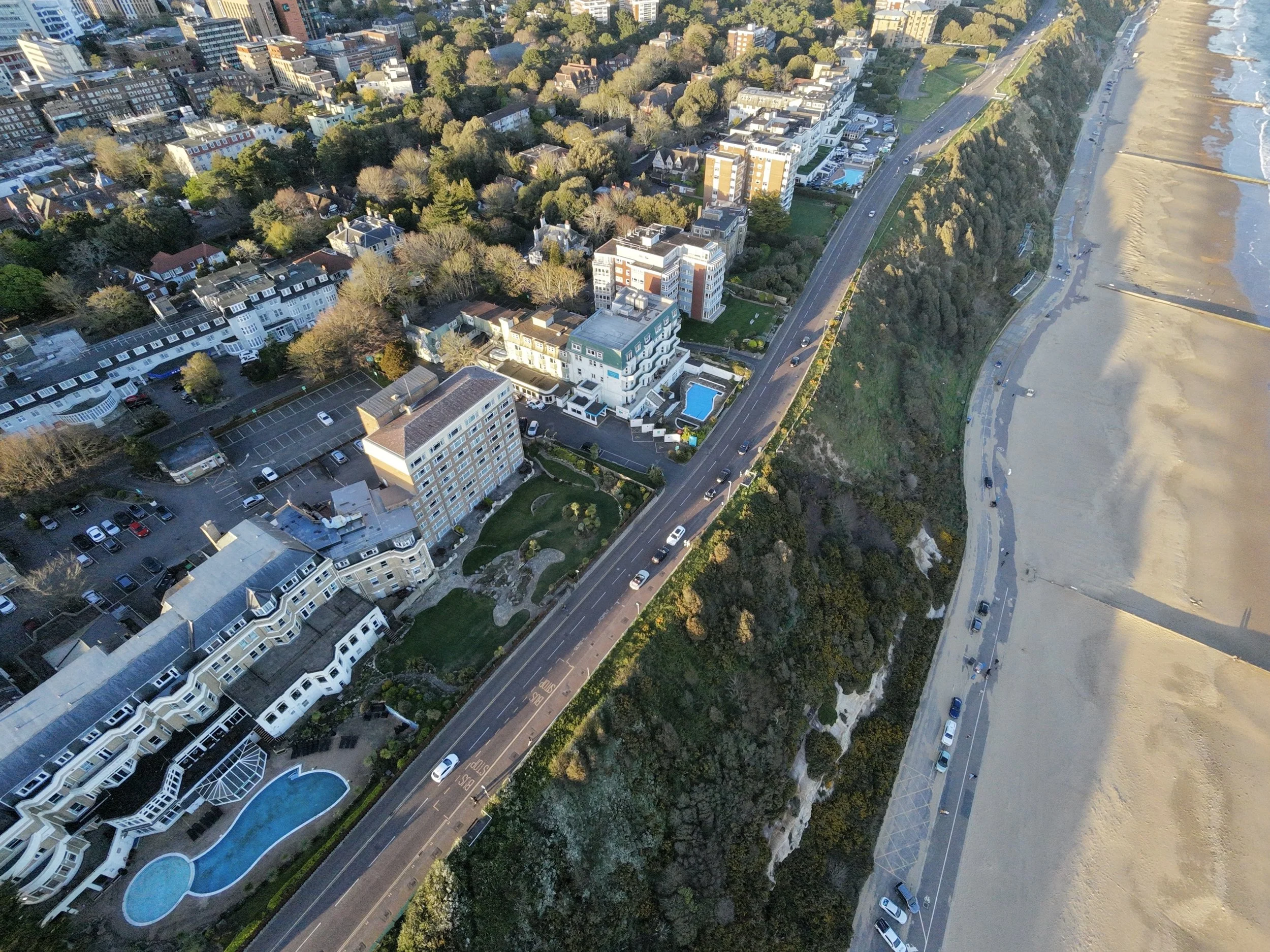 dji_fly_20260405_185954_0059_1775415915662_photo_beautify.jpg