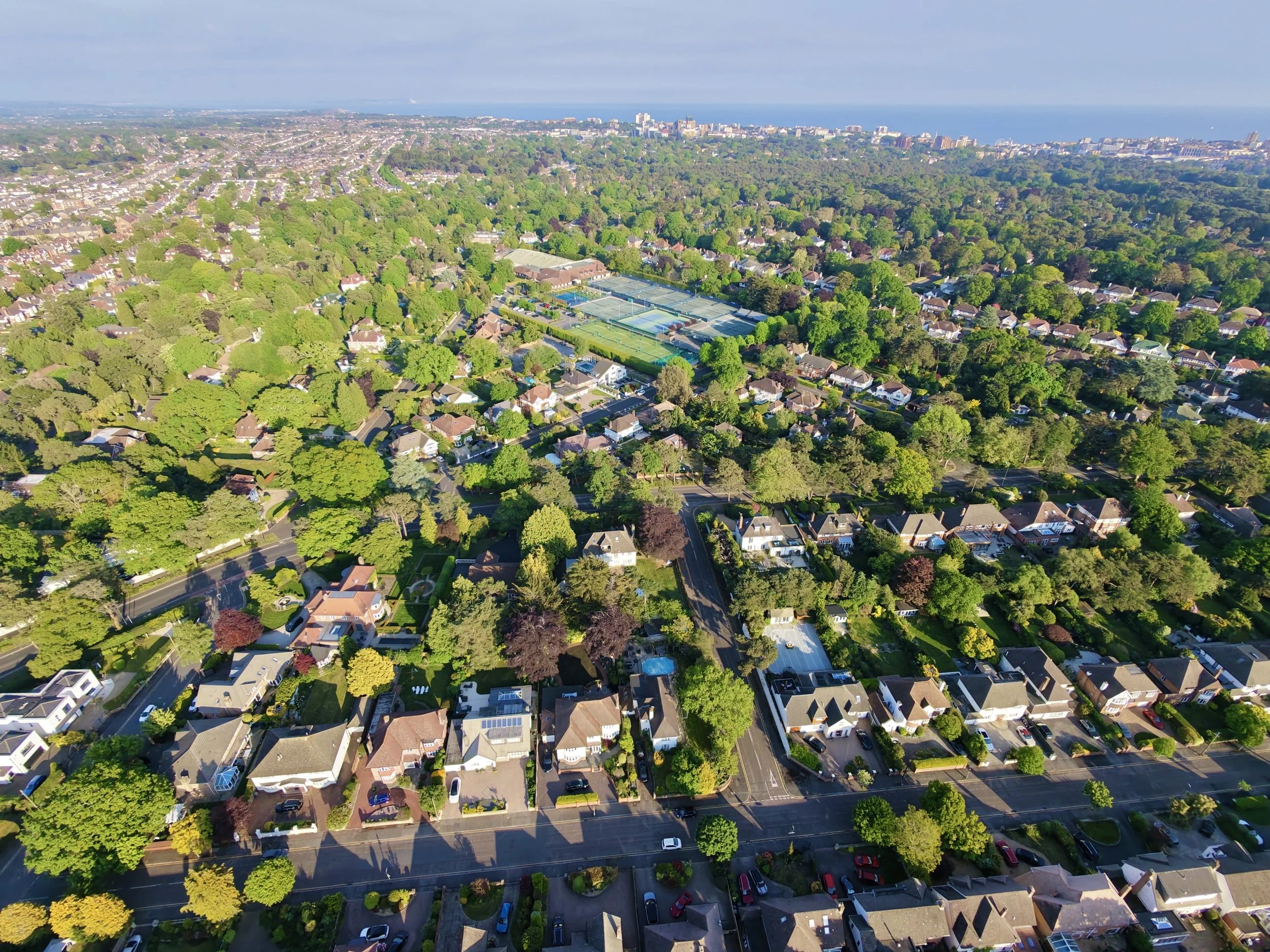 dji_fly_20260504_183342_0205_1777916772919_photo_beautify.jpg