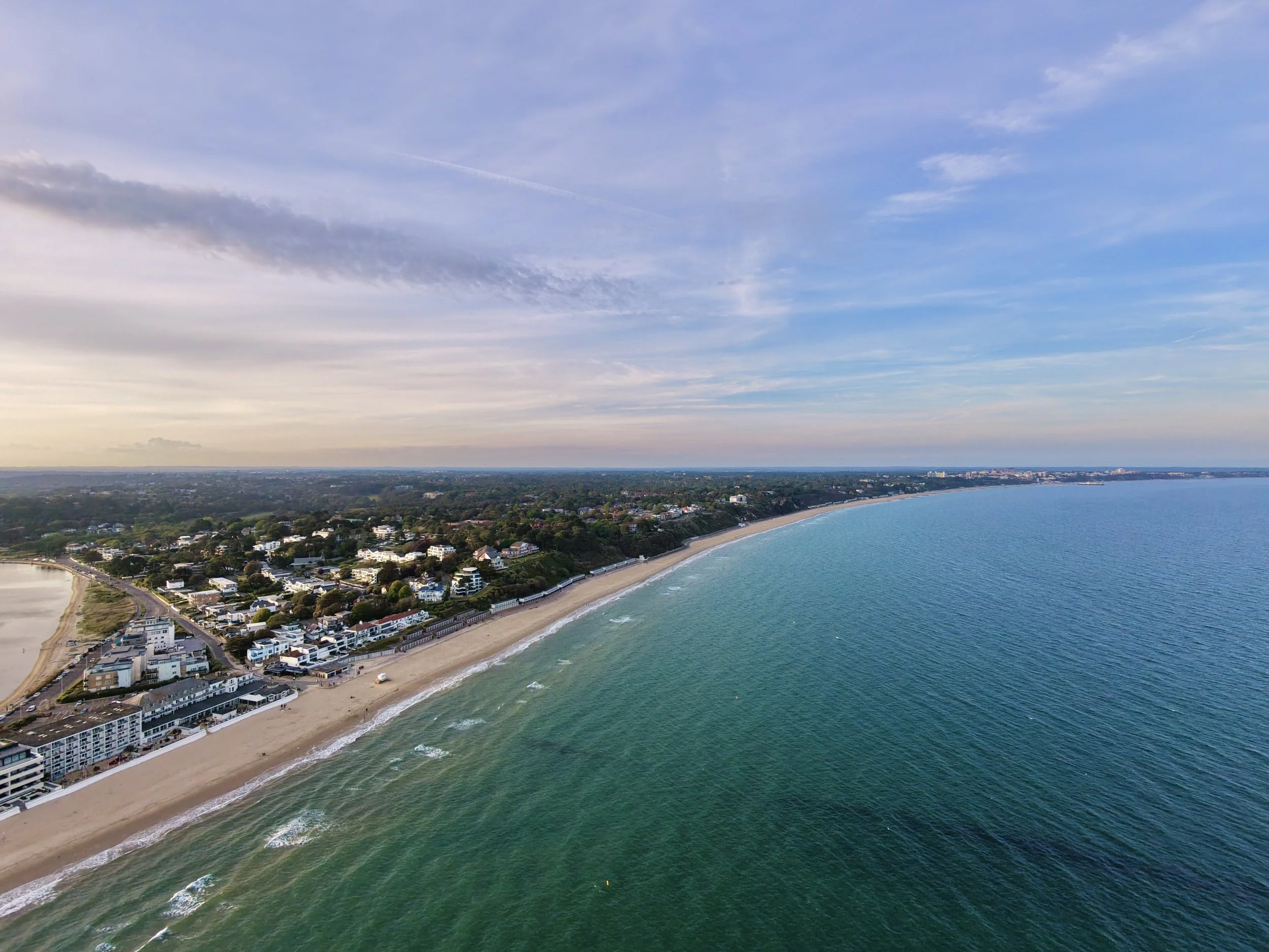 dji_fly_20260508_194420_0223_1778266649742_photo_beautify.jpg