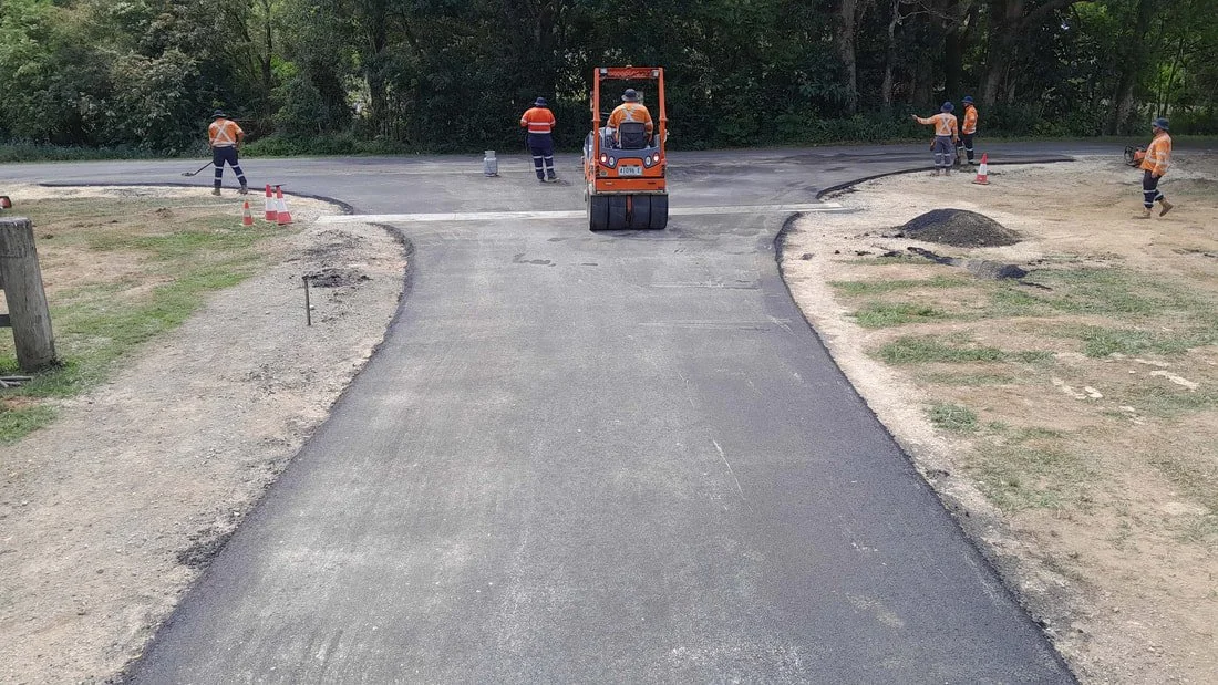asphalt-laying-052-web_orig.jpg
