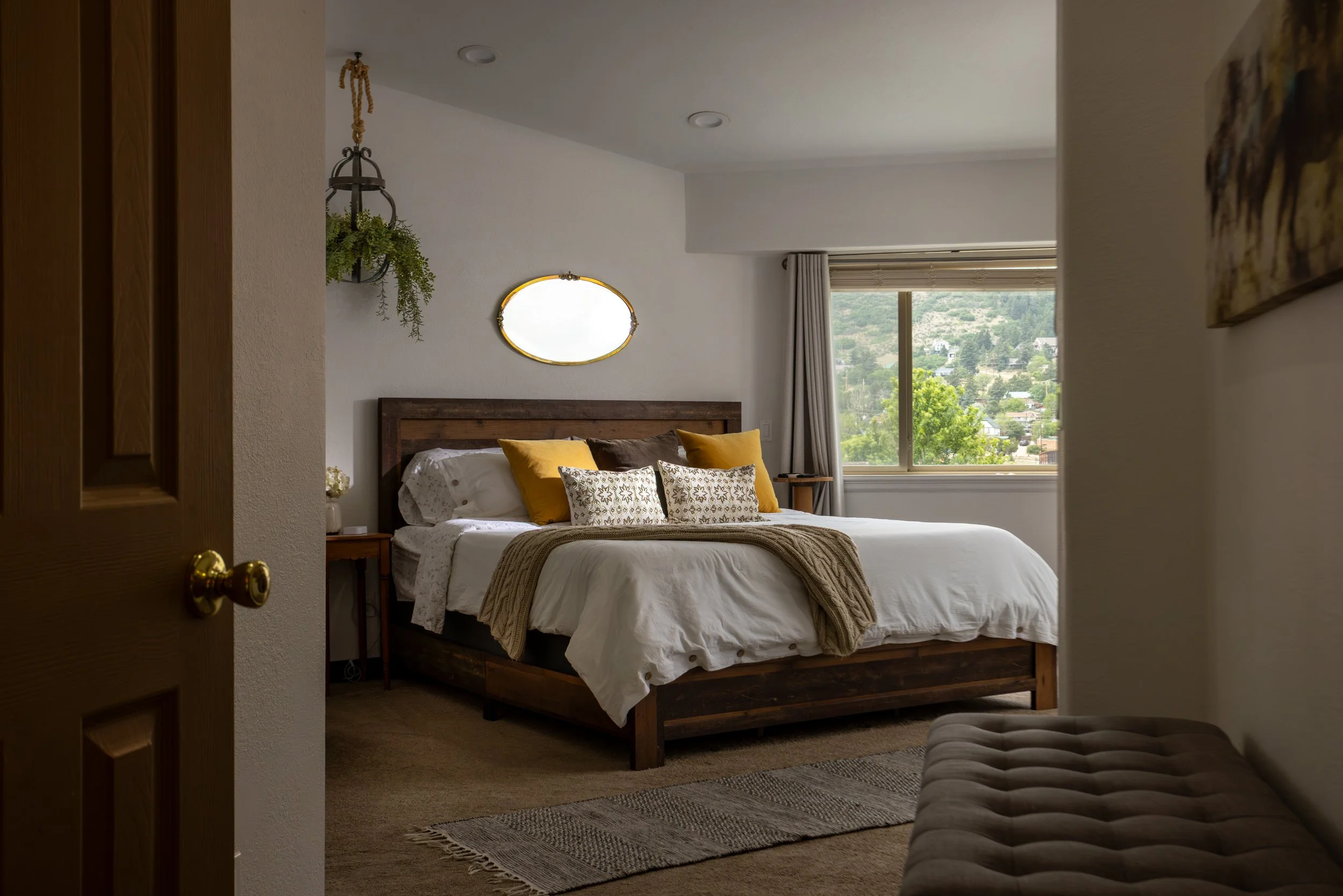 Lakeside Stay