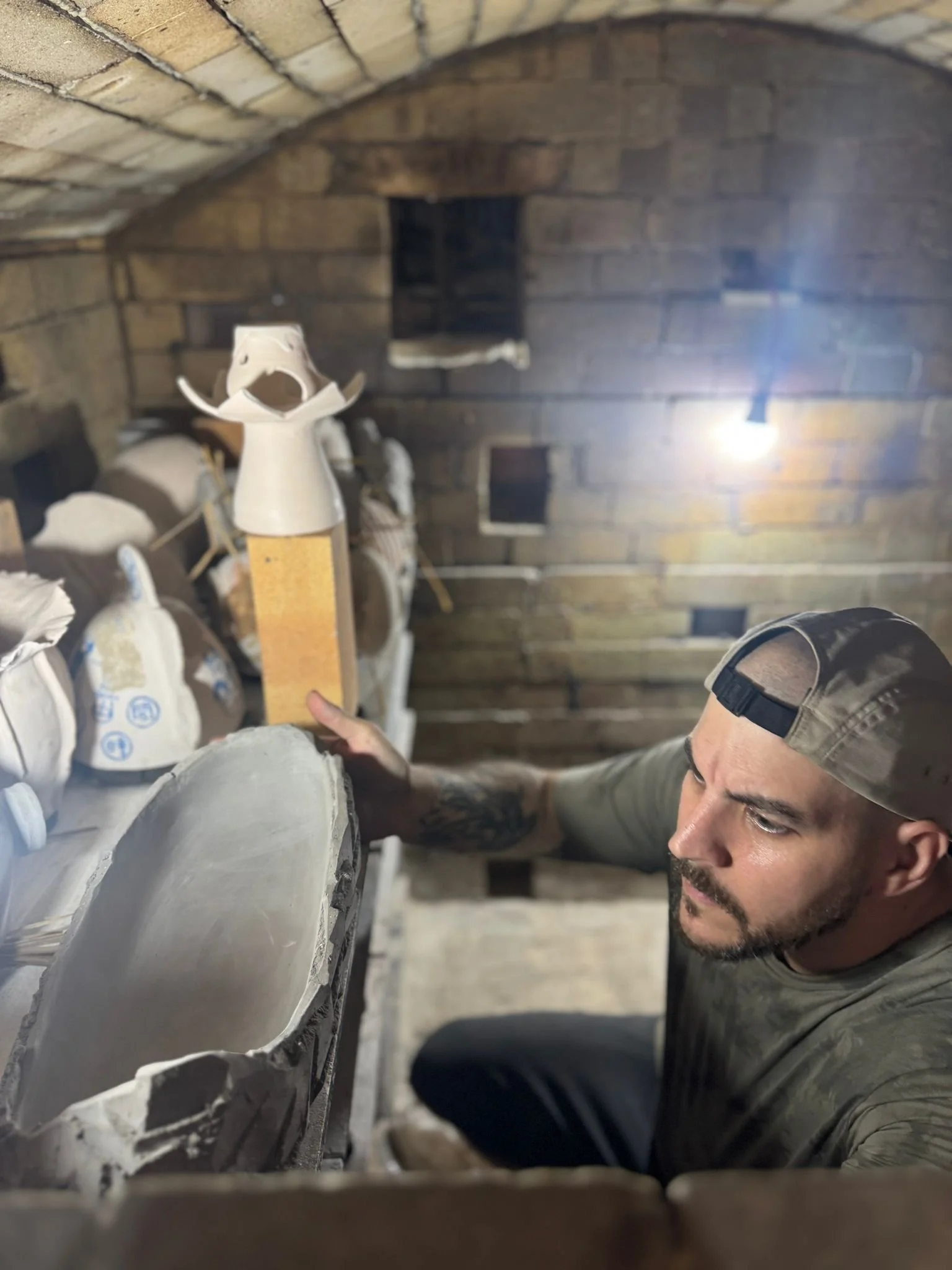 20_MACKEE_Train Kiln loading_India_2026.jpg