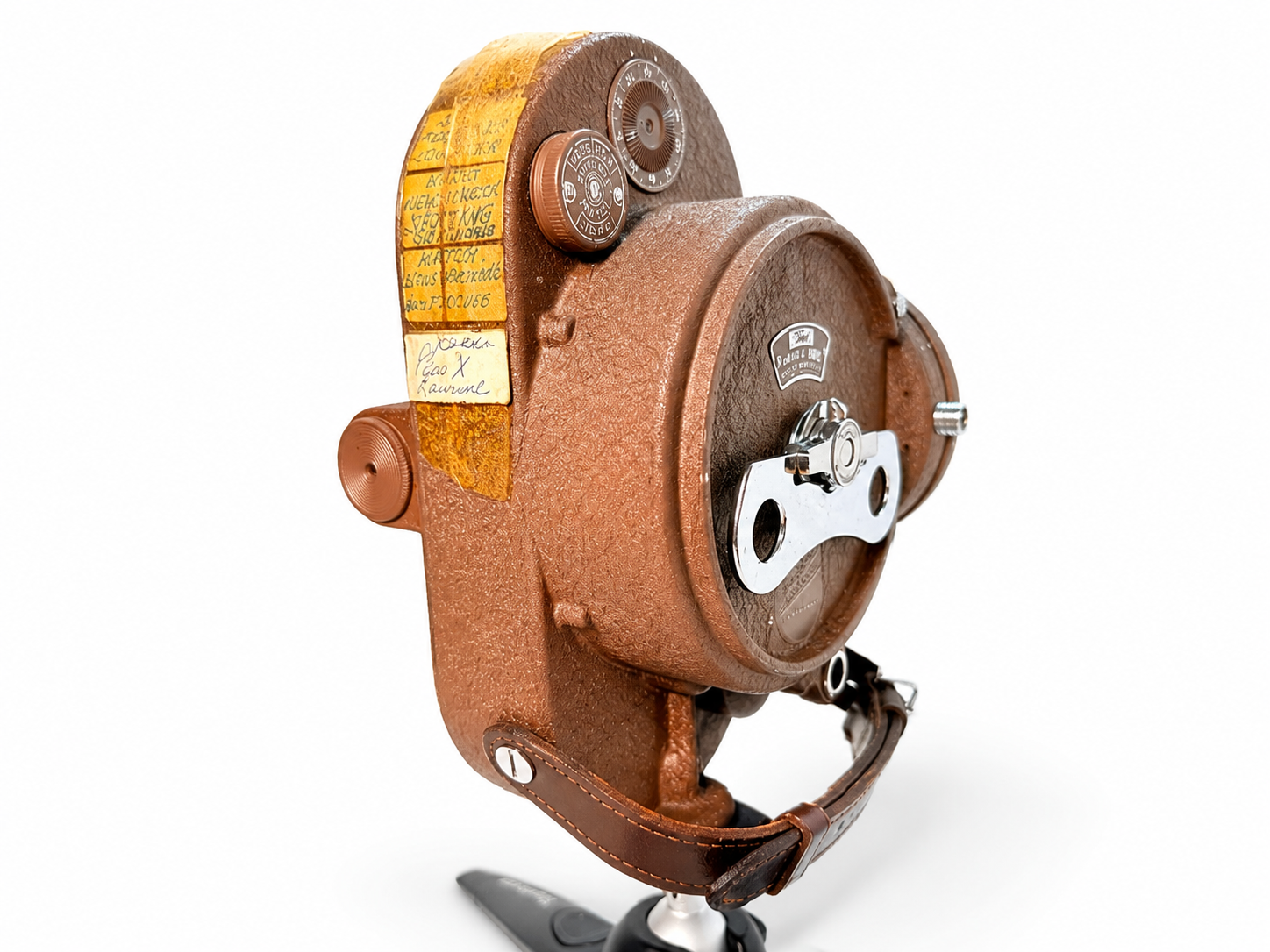 bell-howell-filmo-70-right-rear-angle.png