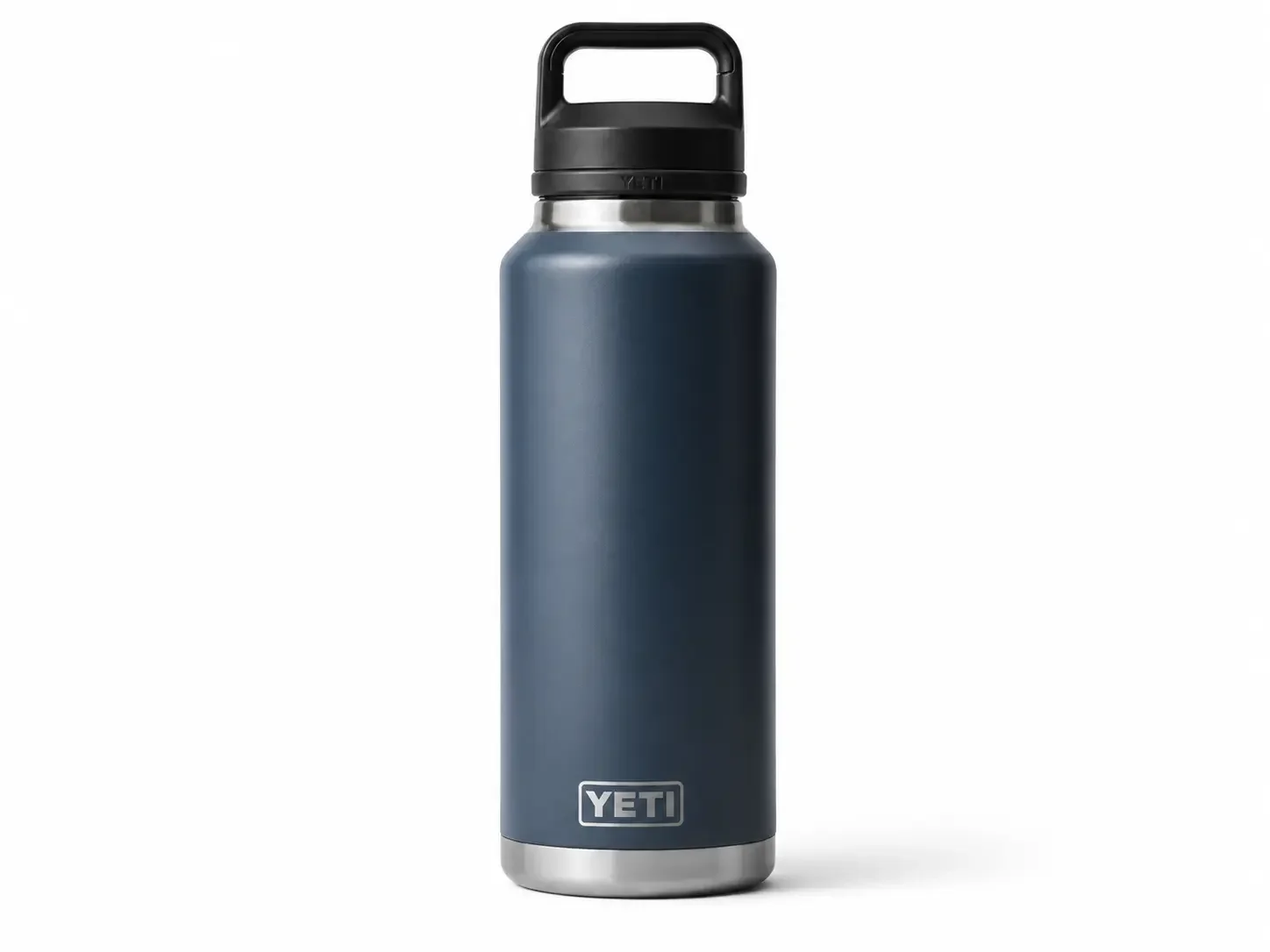 YETI Rambler 46 oz insulated water bottle in Navy with Chug Cap.