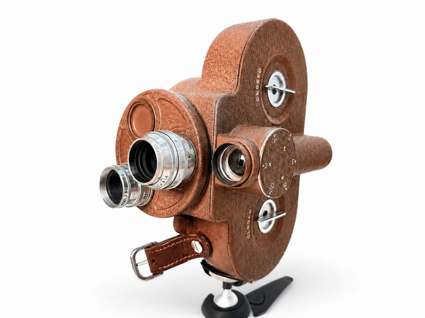 bell-howell-filmo-70-da-left-front-angle.png