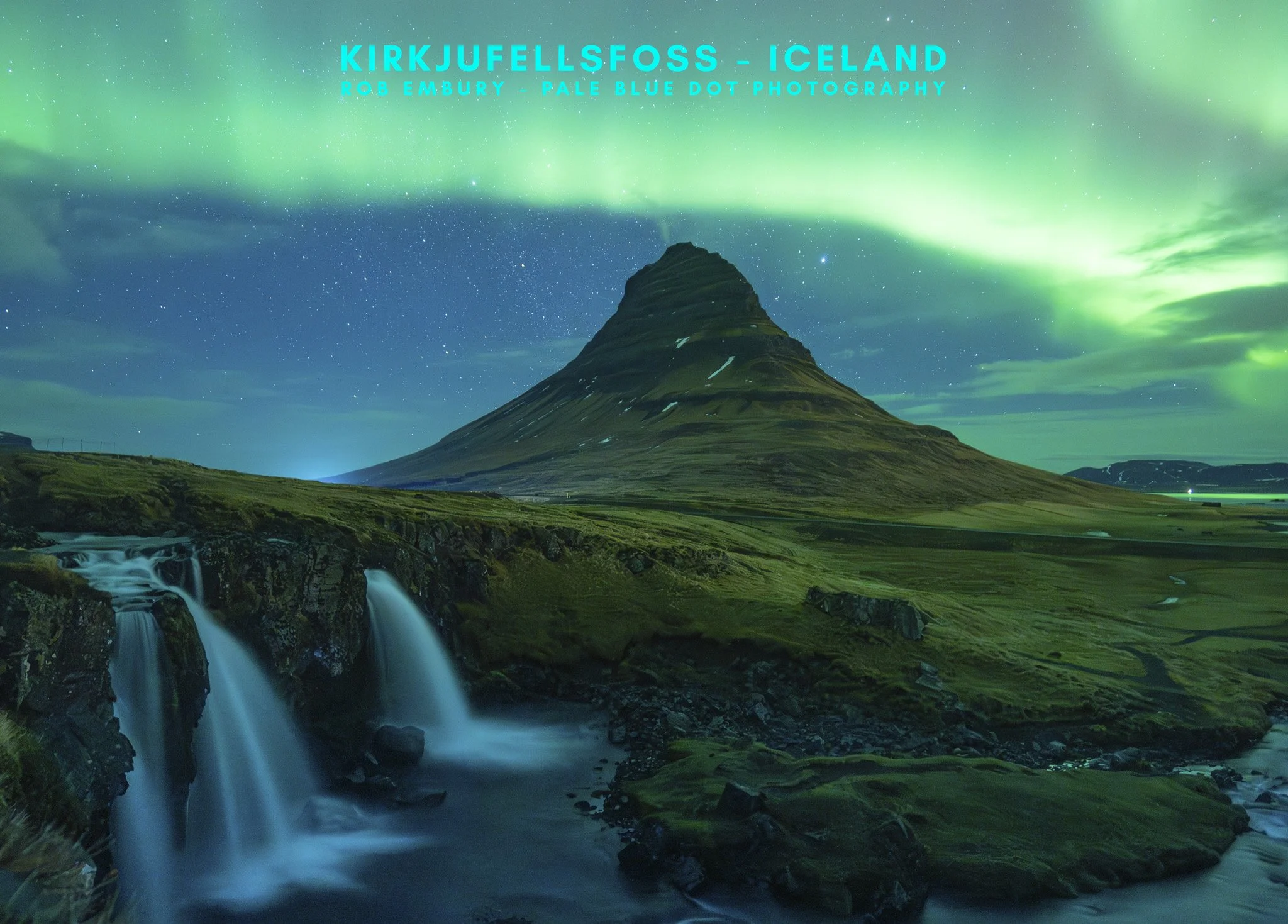 Kirkjufellsfoss Aurora Iceland.jpg