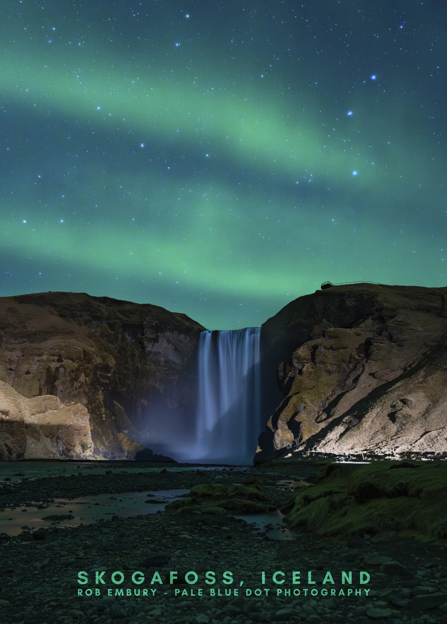 Skogafoss Aurora Iceland.jpg