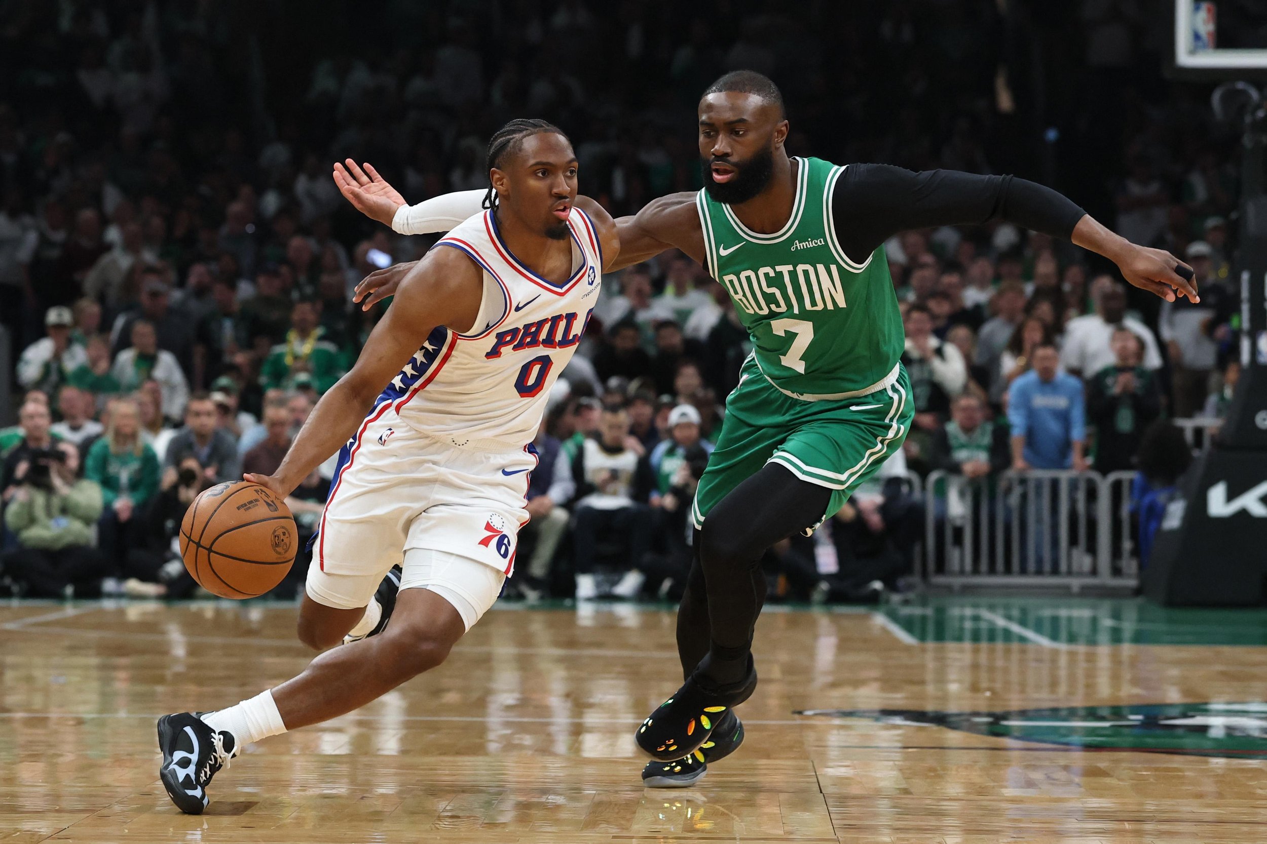 Blockbuster trade: Jaylen Brown joins the 76ers!