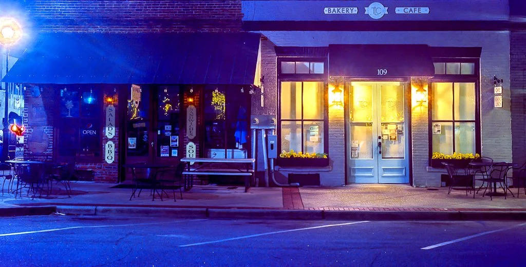 Cinestill800T_Local_Night_2.jpg