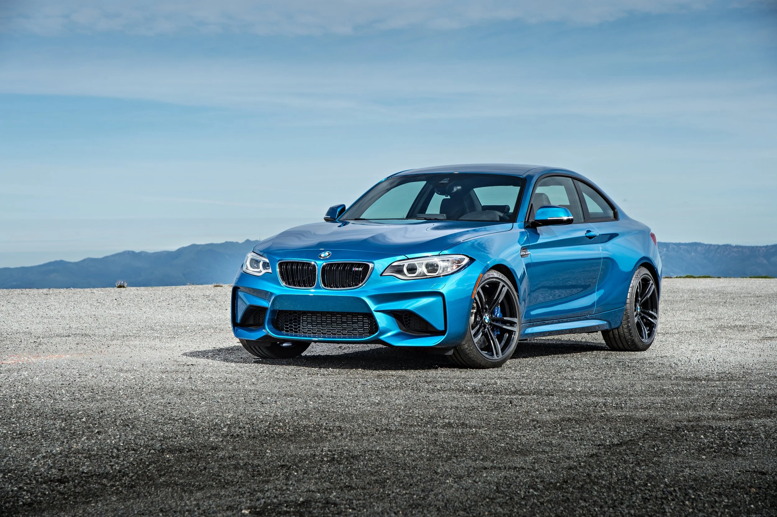 p90210087_highres_bmw-m2-coupe-02-2016.jpg