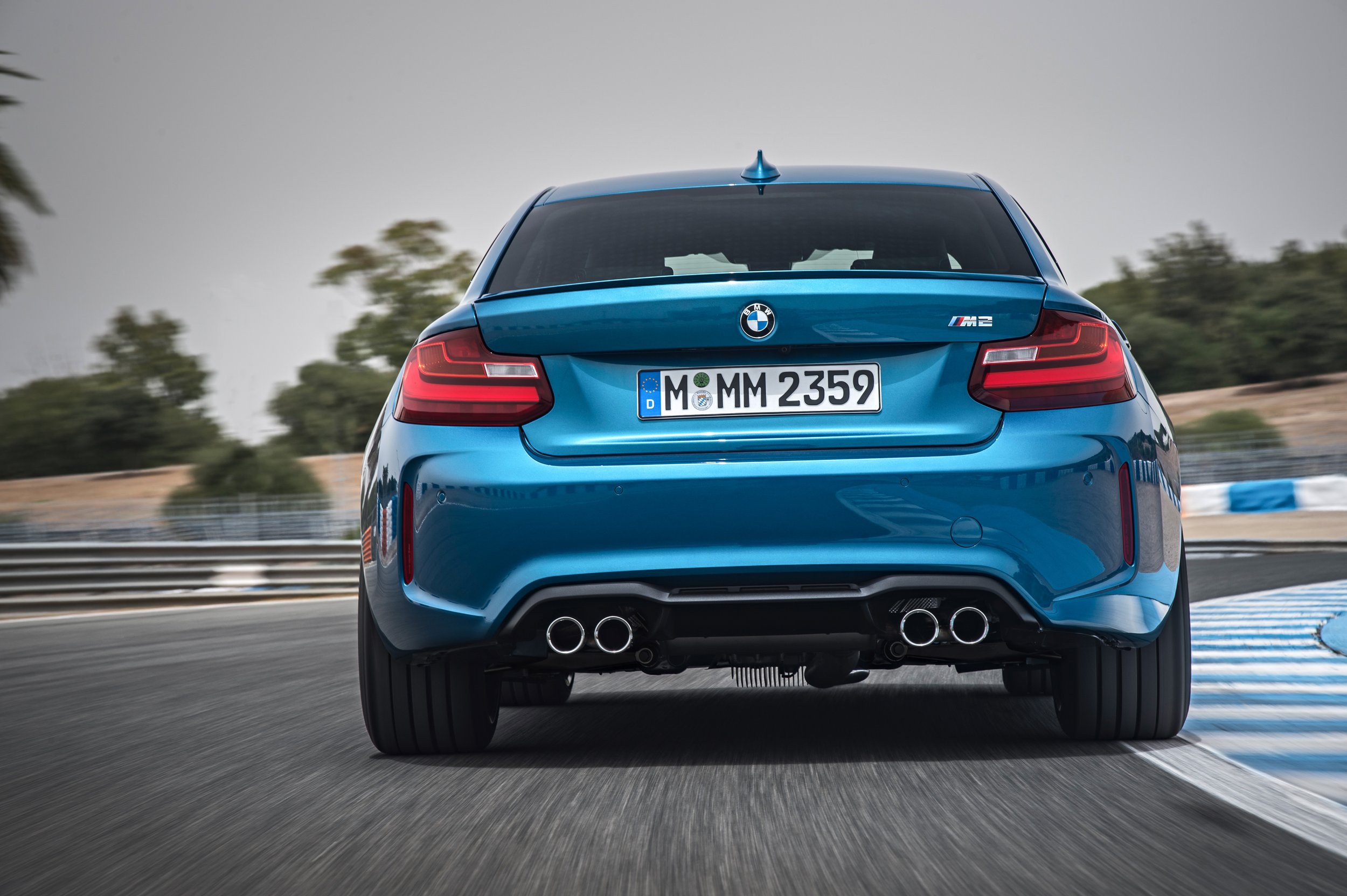 p90199691_highres_the-new-bmw-m2-coupe.jpg