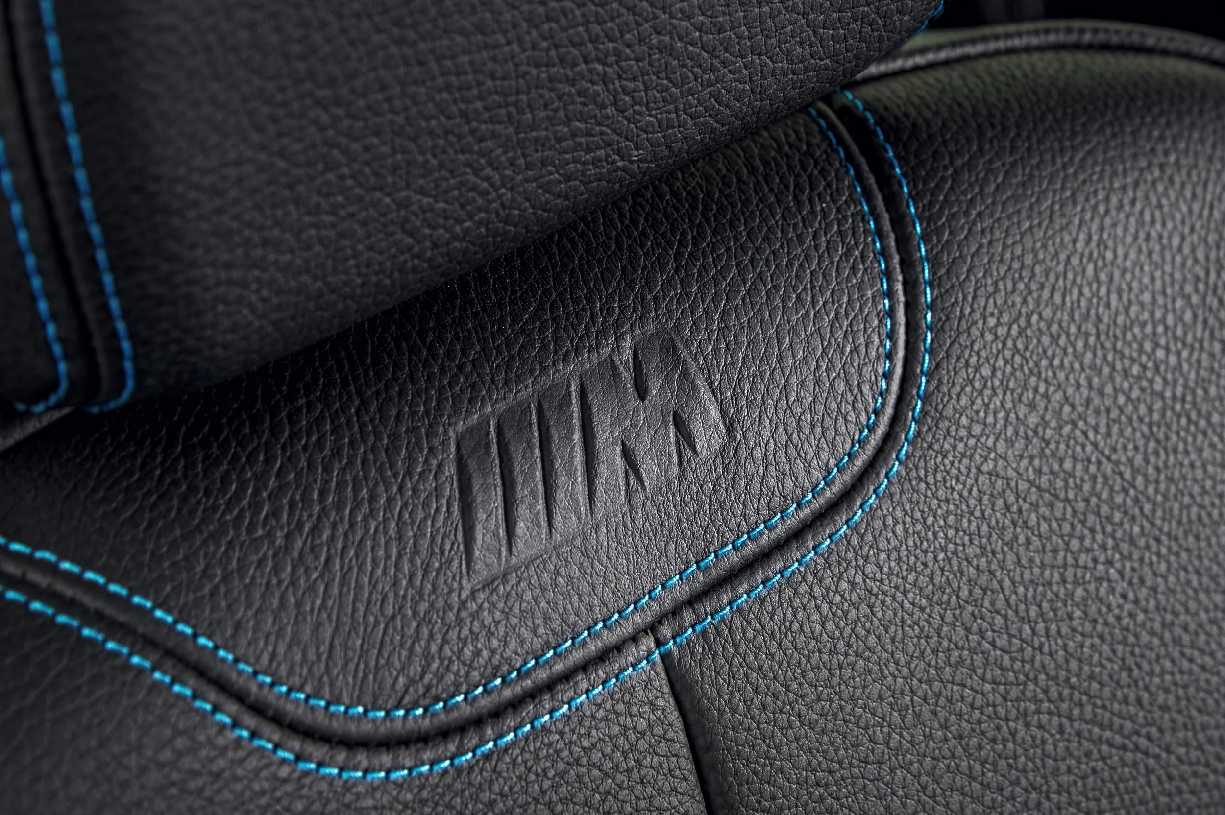 p90199678_highres_the-new-bmw-m2-coupe.jpg