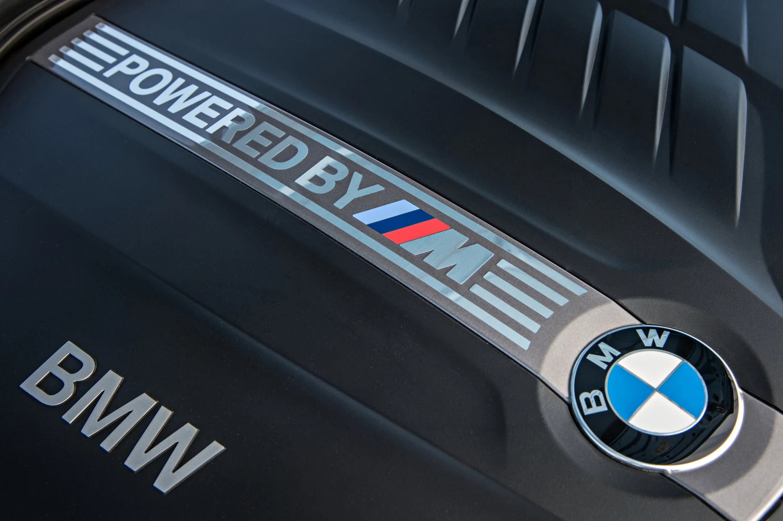 p90210215_highres_bmw-m2-coupe-02-2016.jpg