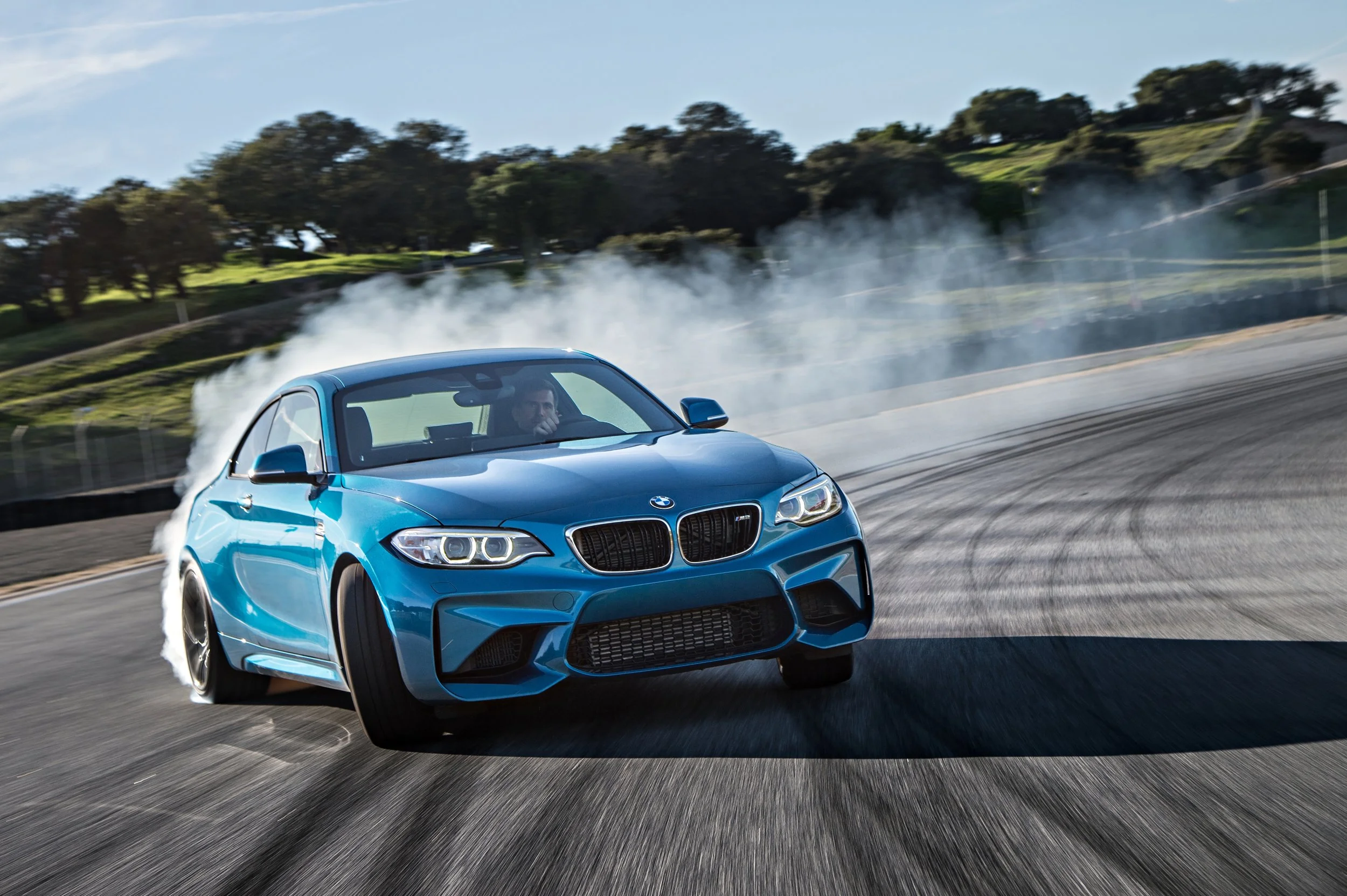 p90210080_highres_bmw-m2-coupe-02-2016.jpg