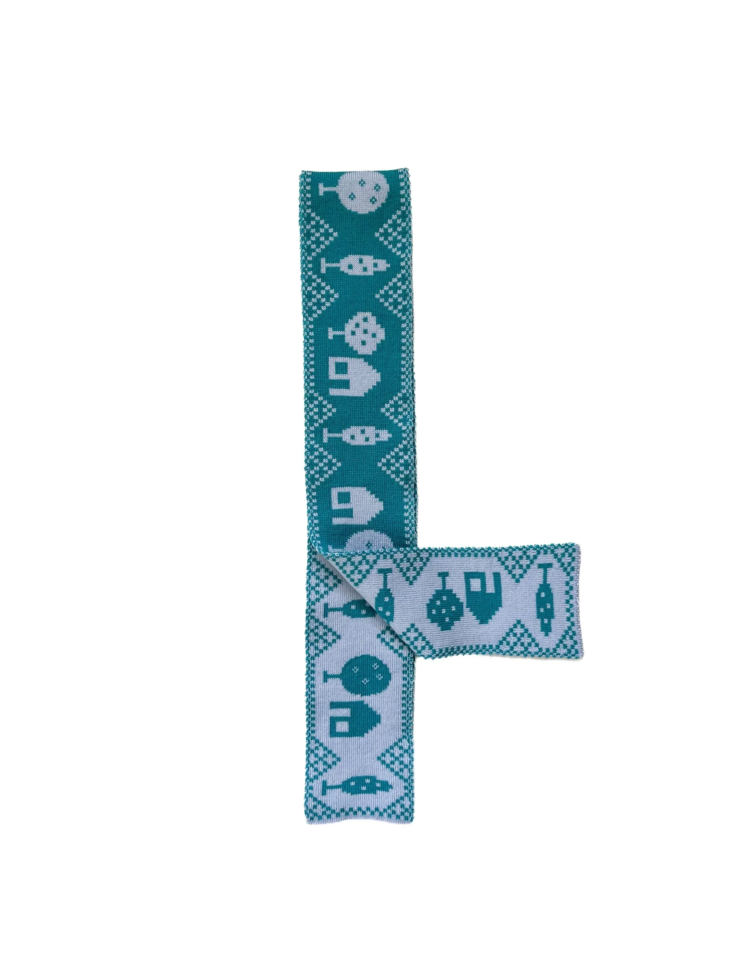 Light blue/Turquoise