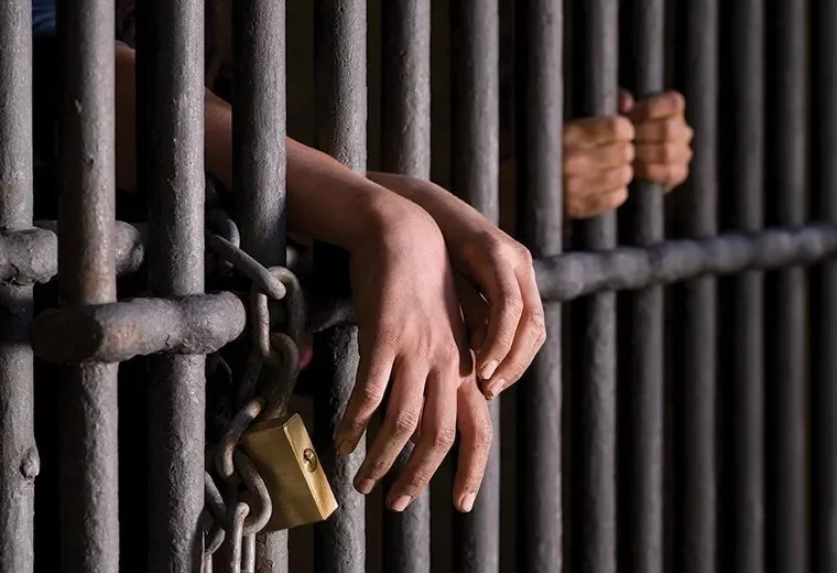 What Working in Prisons Taught Me About Power in the Boardroom
