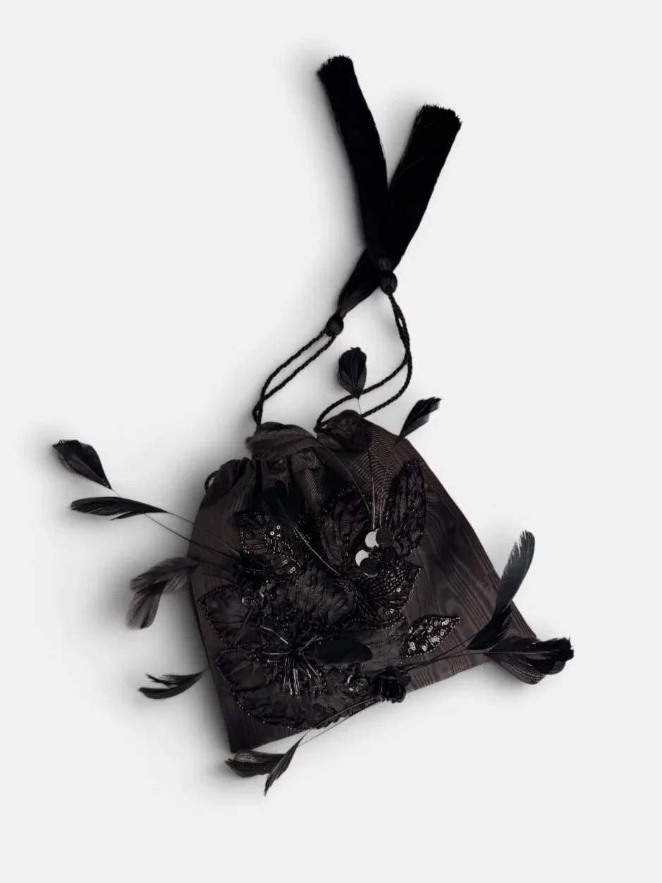 black+bag+vampire%27s+wife.jpg