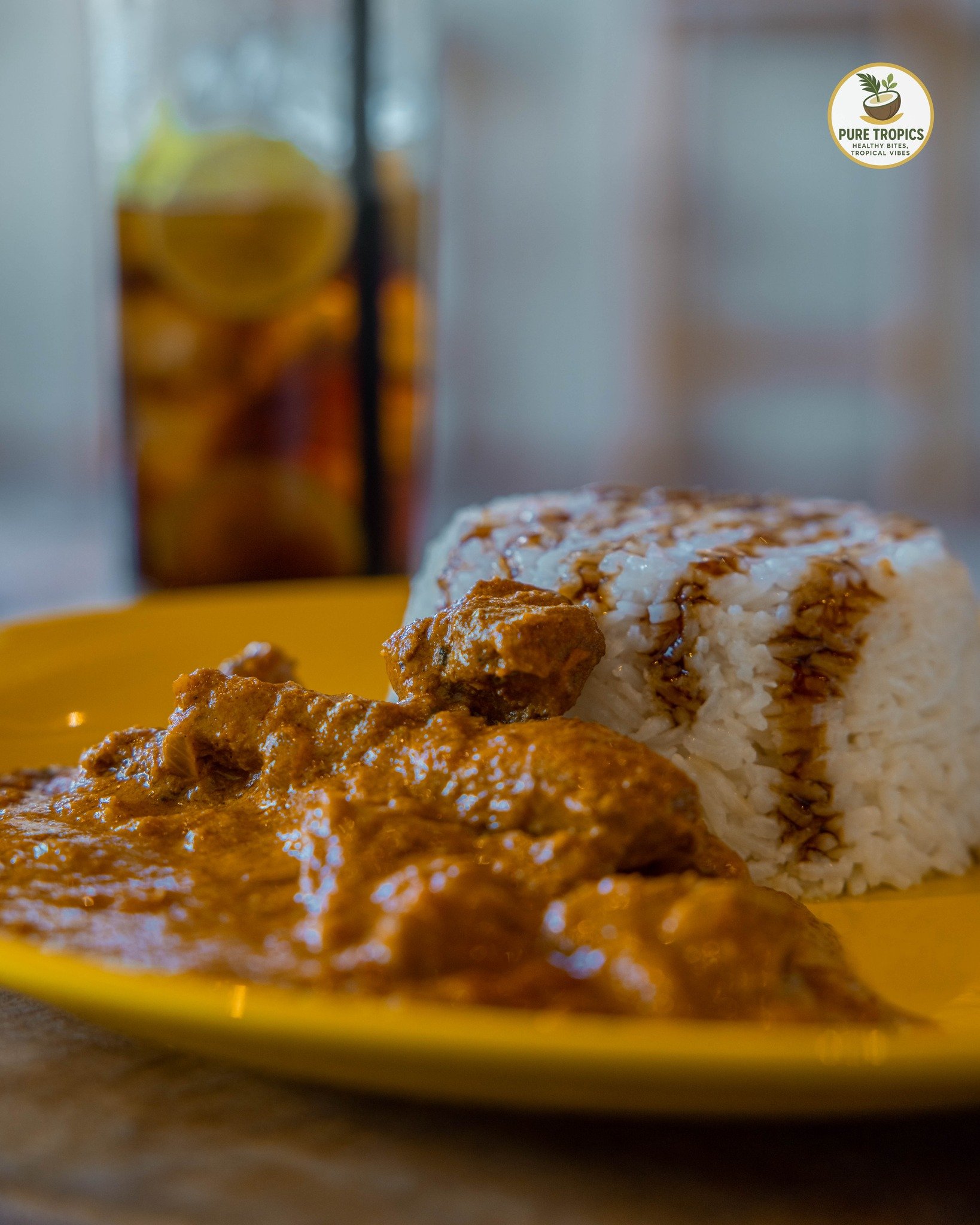 Comfort on a plate, island style. 🍛🧊

Thick, fragrant curry, fluffy rice, and a tall, frosty iced tea to wash it down. Your perfect plate is served. 

📍 Pure Tropics#PureTropics 

#HealthyBites #TropicalVibes #ZanzibarEats #CurryNight #ZanzibarRes