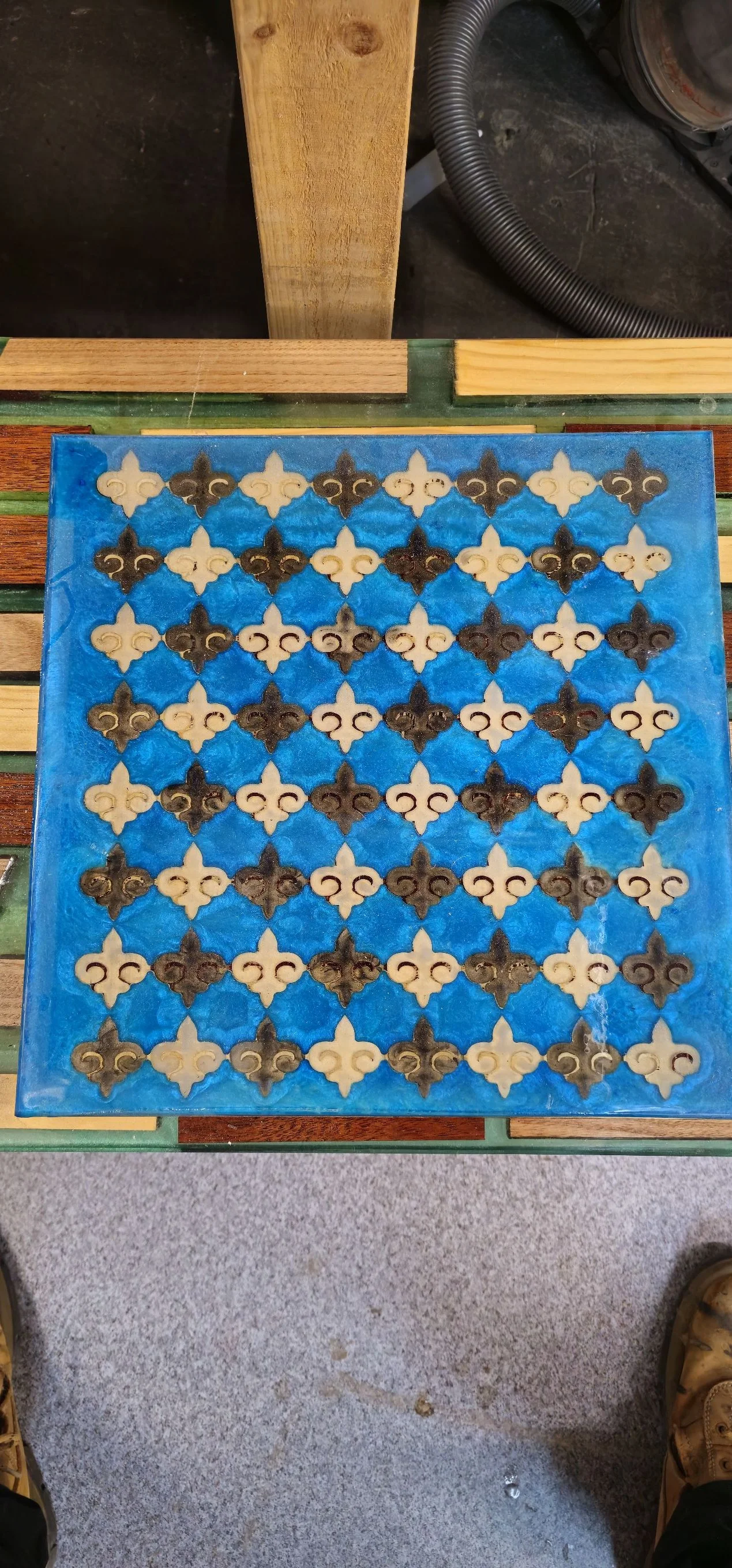 Fleur de Lis Resin Art Board – Modern Twist on Tradition