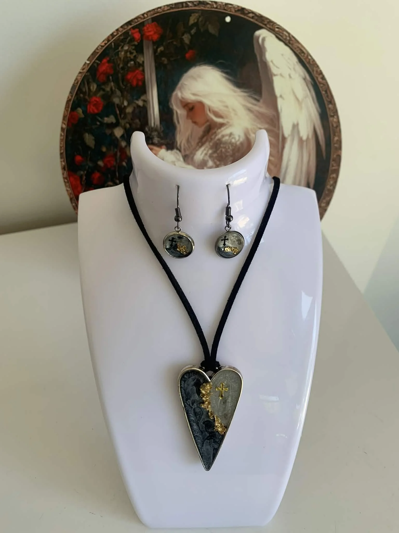 Faith Collection – Heart Pendant & Earrings Set