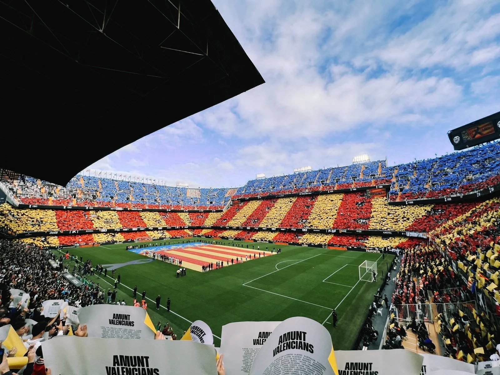 Experience the frenzy of Spanish football from the stands, or enjoy a more luxurious hospitality experience in the boxes.