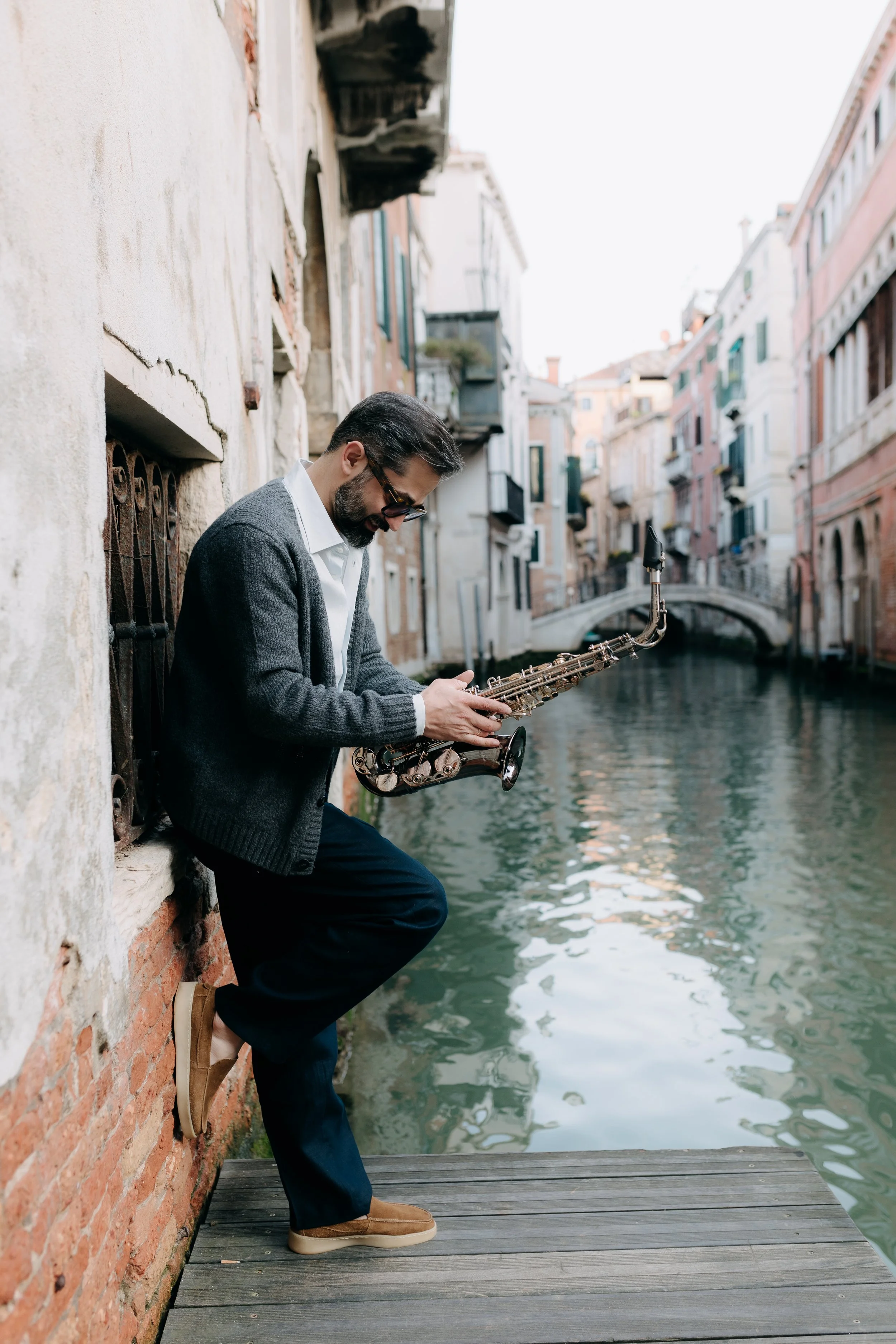 Live saxophone performance in Venice, Italy.
