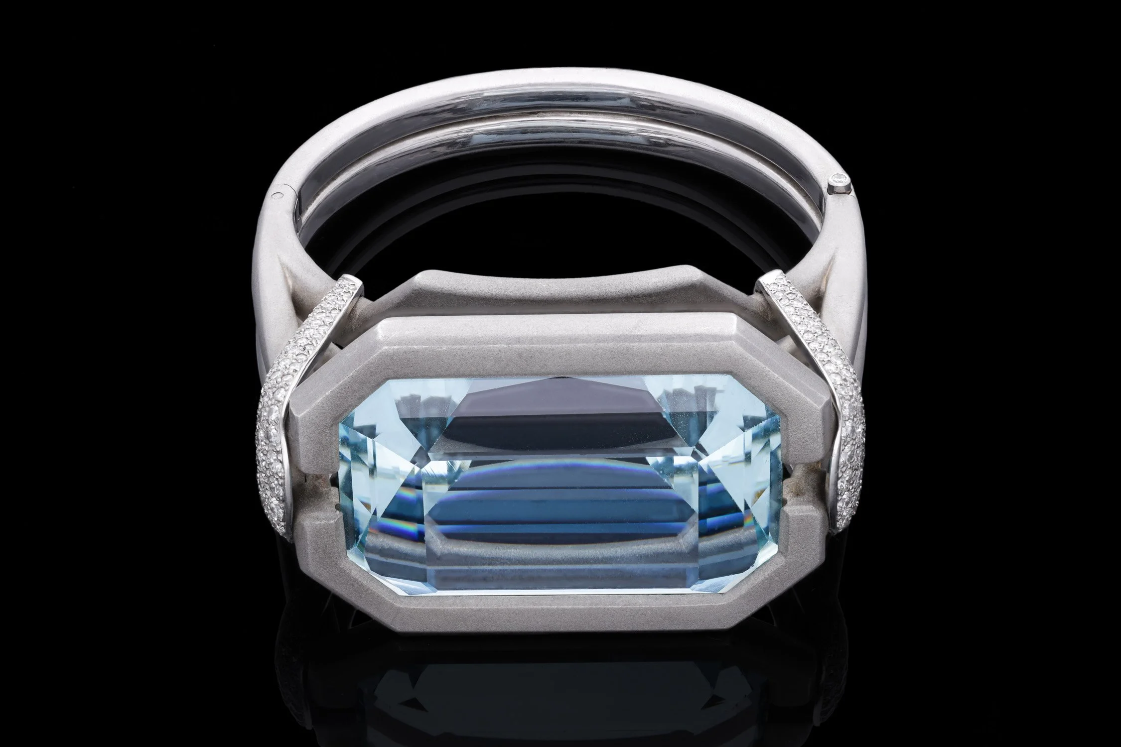 100ct+ Aquamarine Bangle