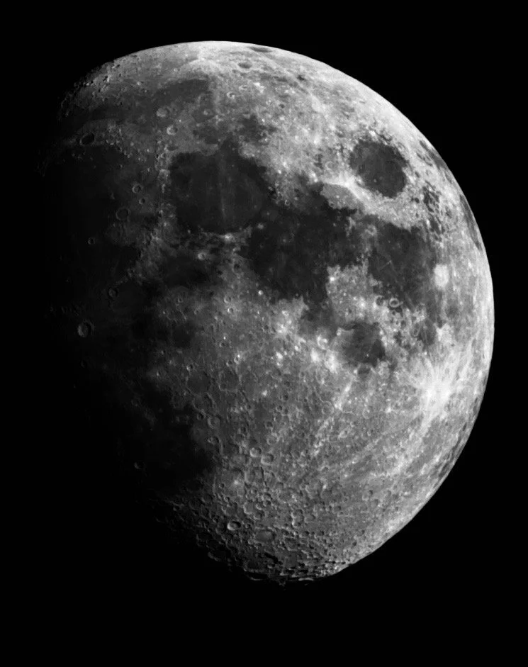 Moon Waxing Gibbous captured 2026.04.26
9:00PM