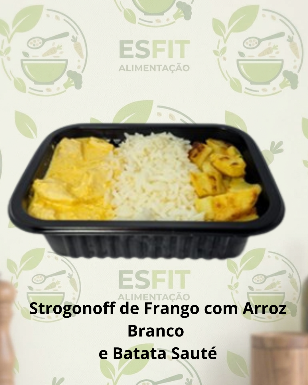 Strogonoff de Frango com Arroz Branco  e Batata Sauté