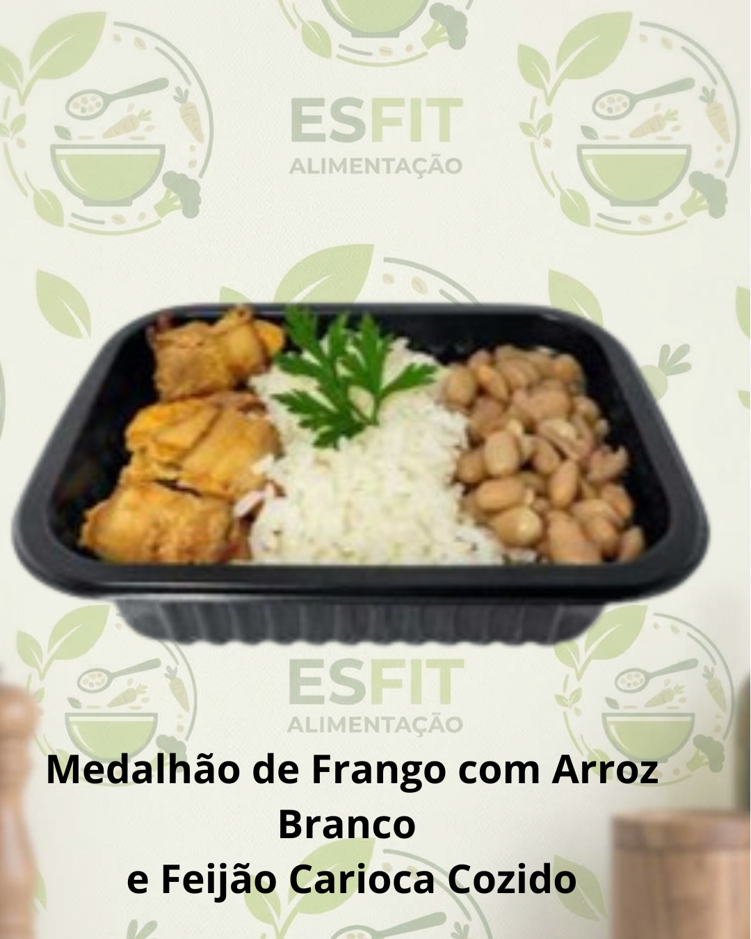 Medalhão de Frango com Arroz Branco  e Feijão Carioca